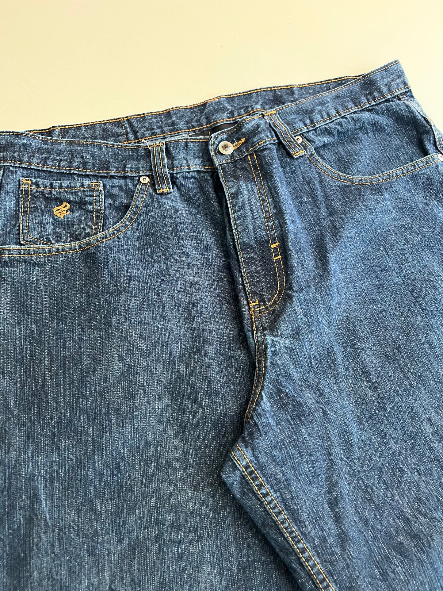 40w Y2K Rocawear Baggy Shorts