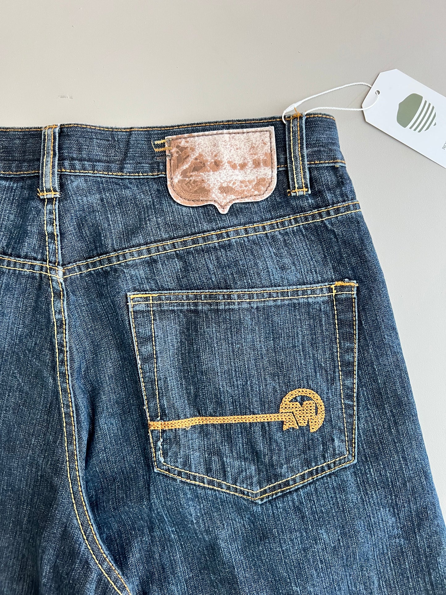 38w Y2K Mecca Denim Shorts