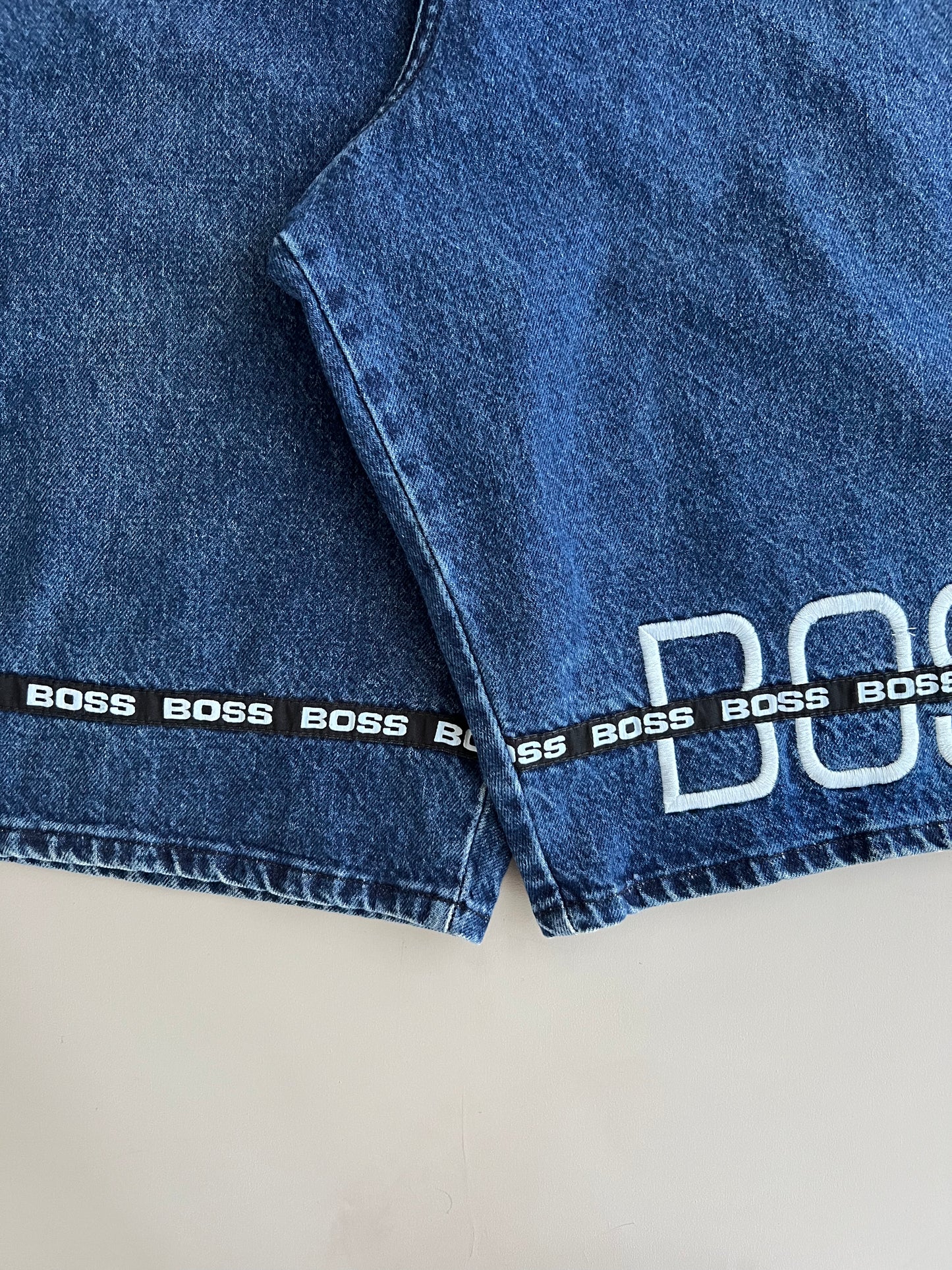 43w Y2k Boss Baggy Jorts