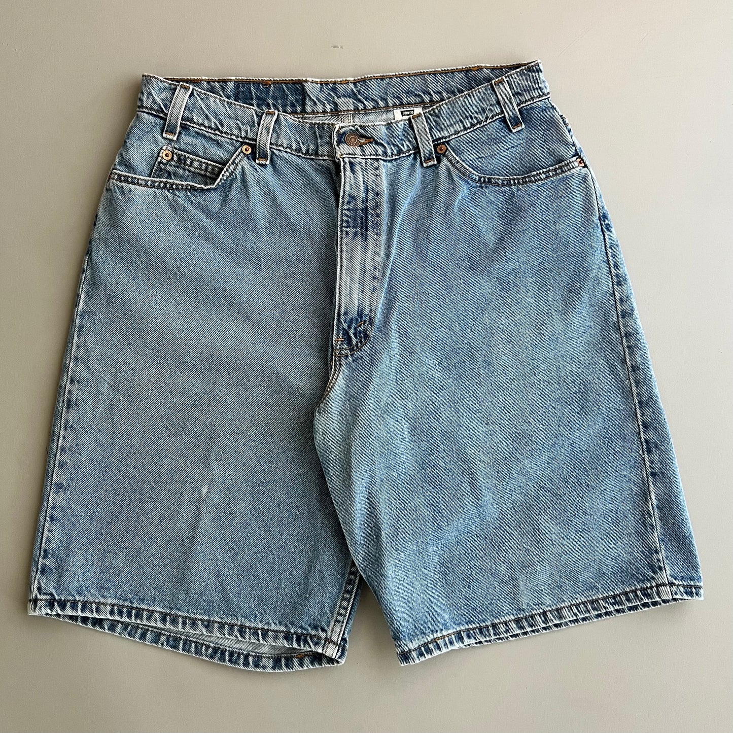 34w 90s Levi's Denim Shorts