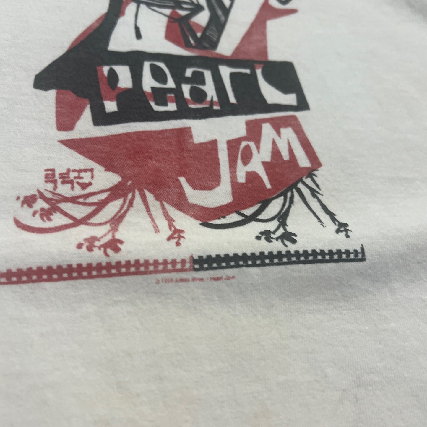 XXL 1998 Distressed Pearl Jam Yield T-shirt
