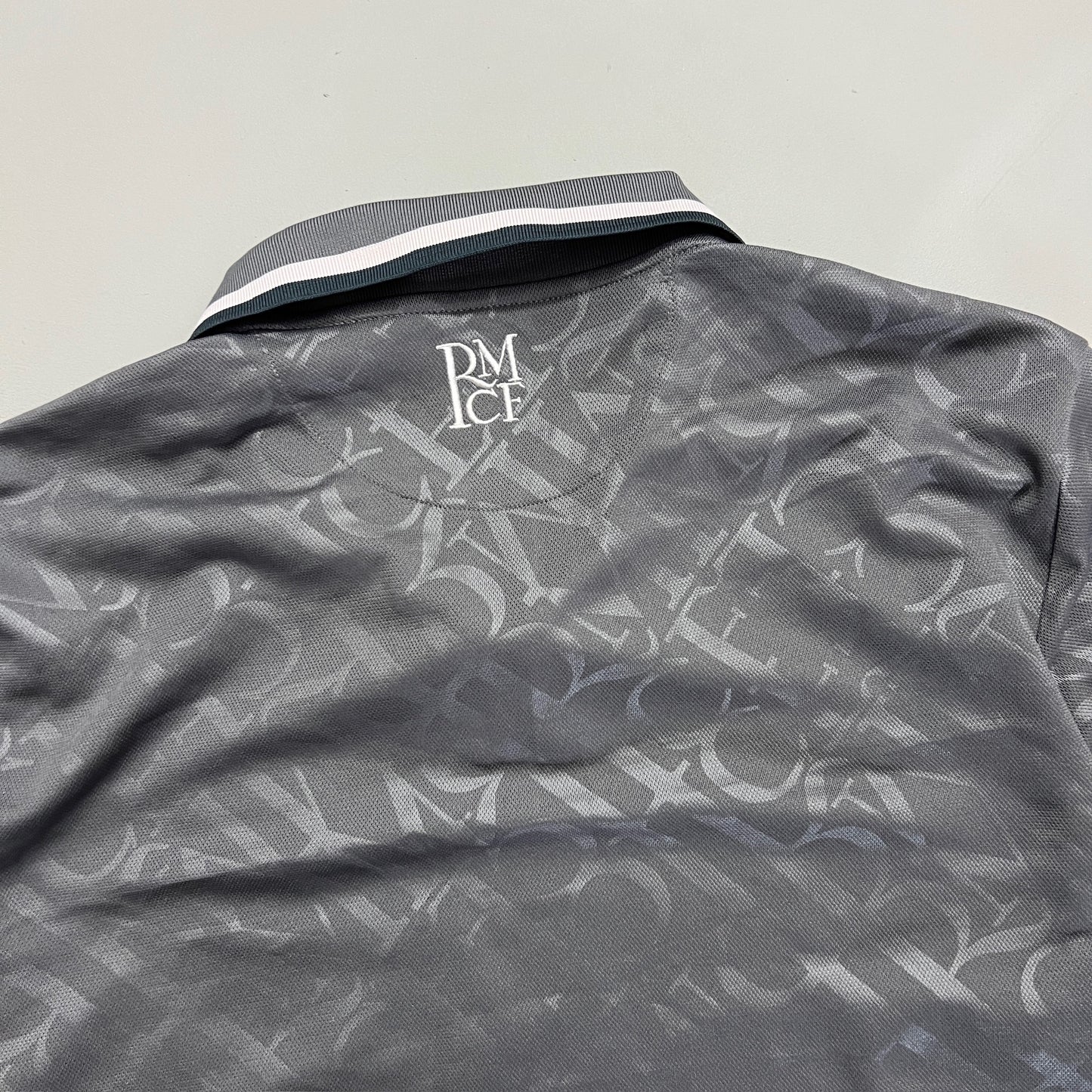 Medium 2024/25 Real Madrid Third Kit