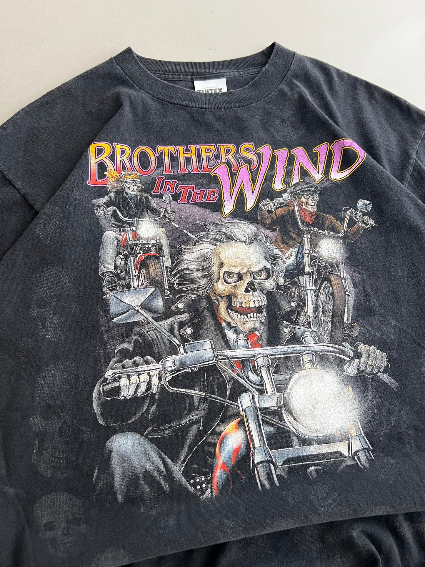 XL 2000s Bikers in the Wind Motorcycle T-shirt