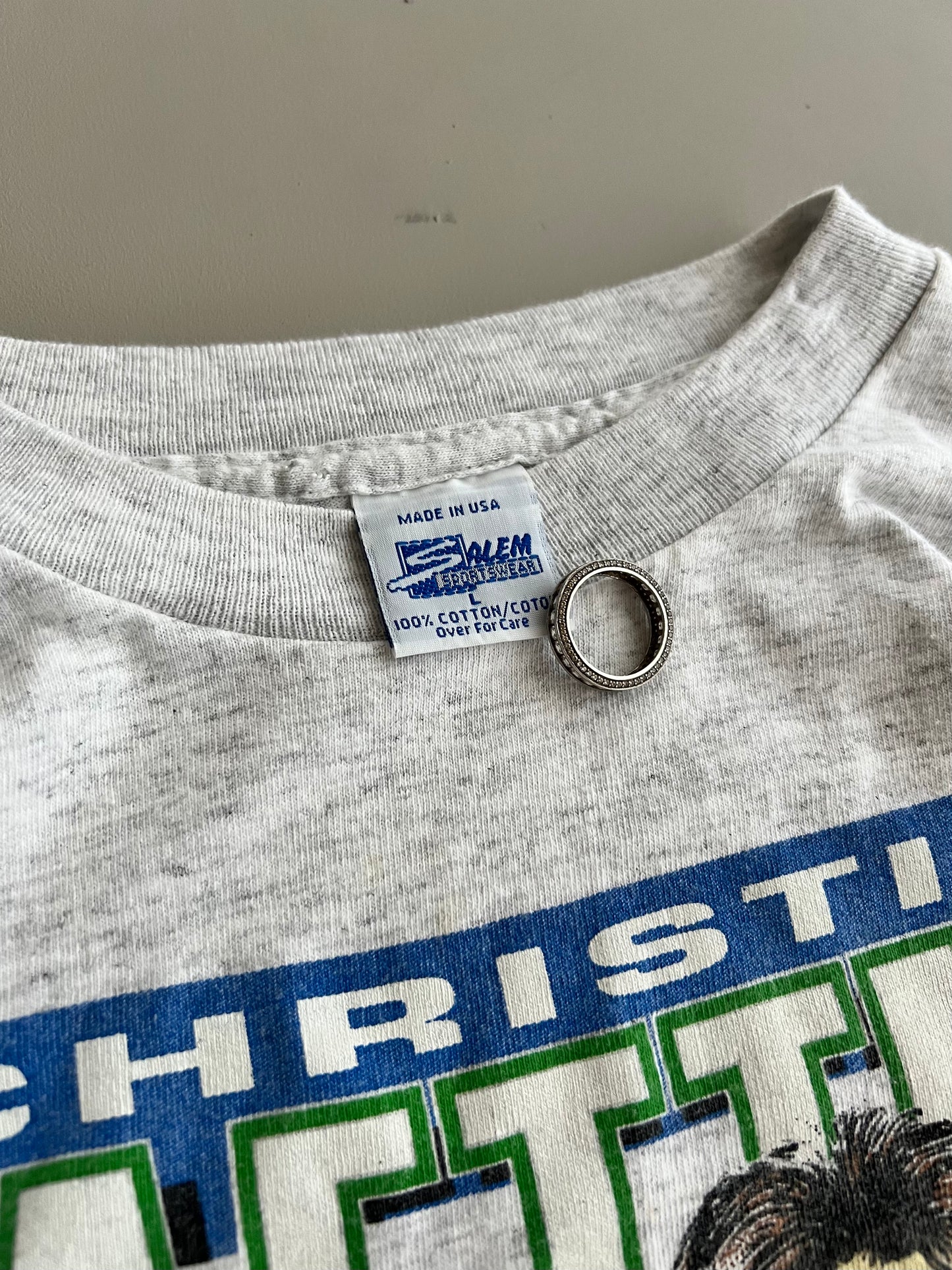 Large 1992 Minnesota Timberwolves Christian Laetner T-shirt