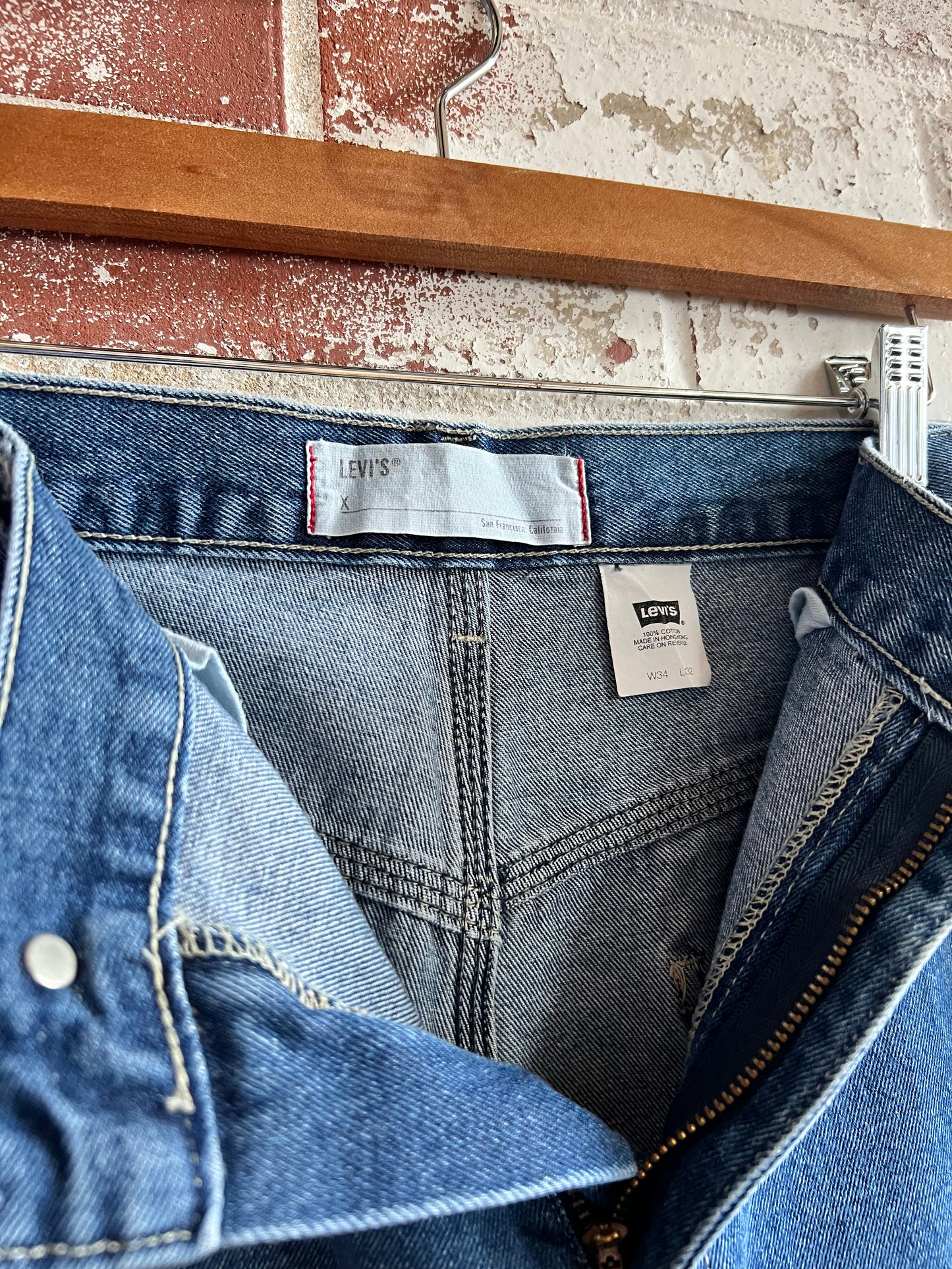 32x30 Vintage Levi's Carpenter Jeans