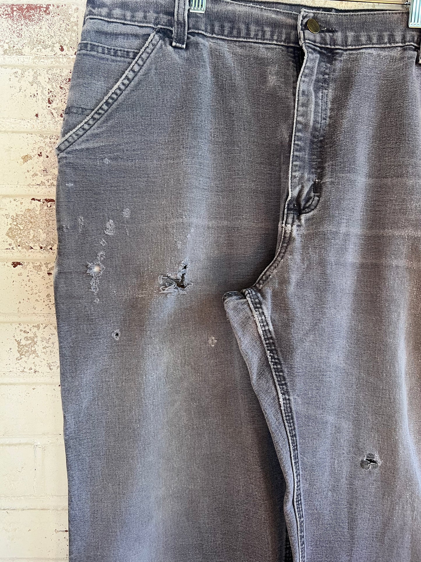 39x29 Distressed Navy Carhartt Carpenter Pants