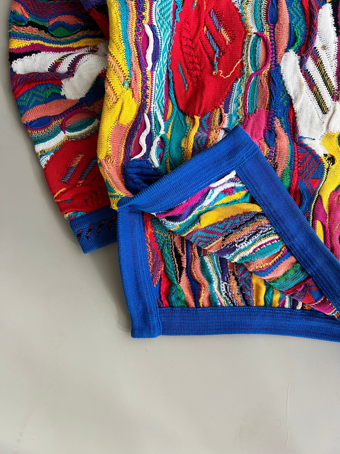 Medium Coogi Textured Knit Sweater