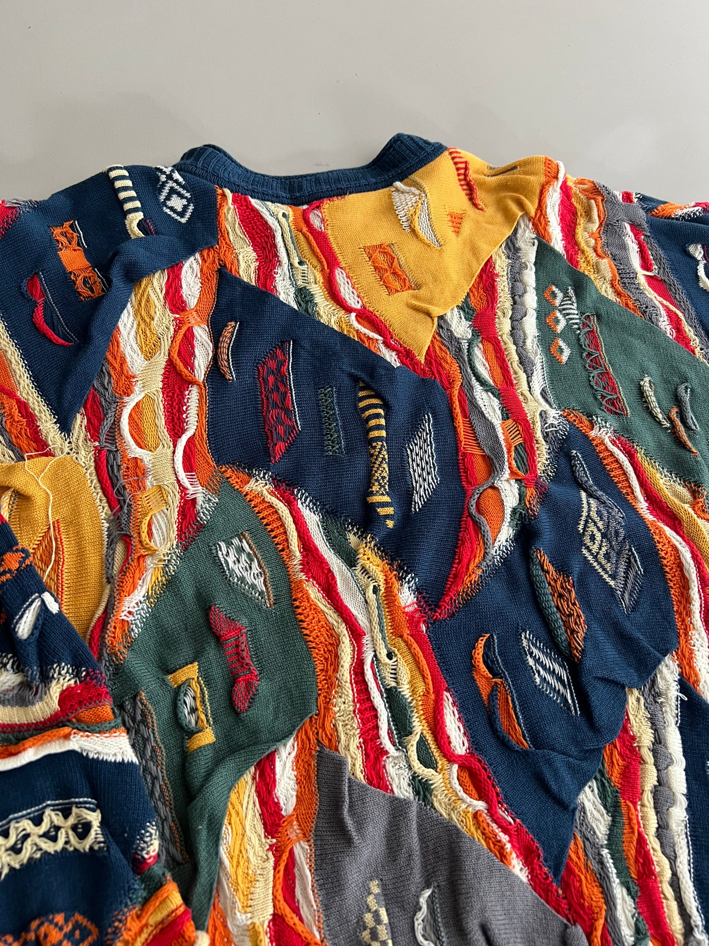 XL Coogi Textured Knit Sweater