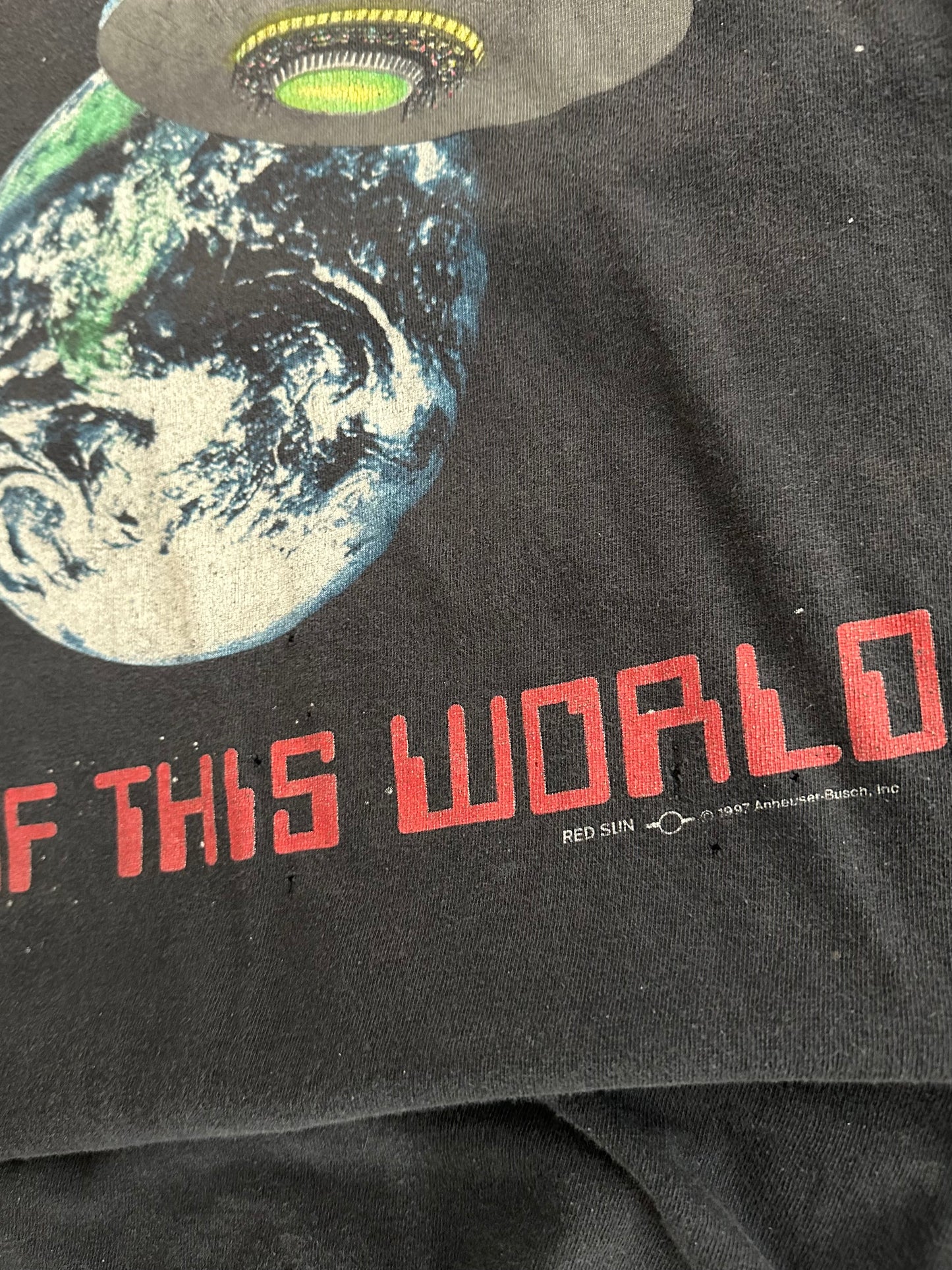 XL 1997 Budweiser Out of this World T-shirt