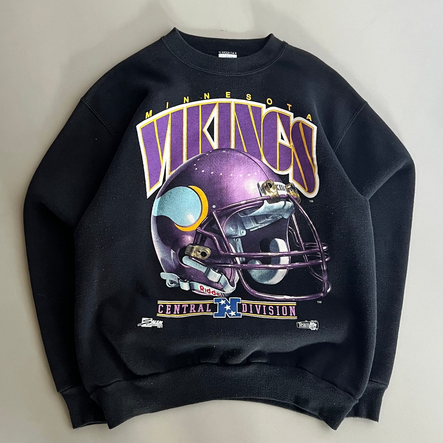 Medium 1992 Minnesota Vikings Salem Sweatshirt