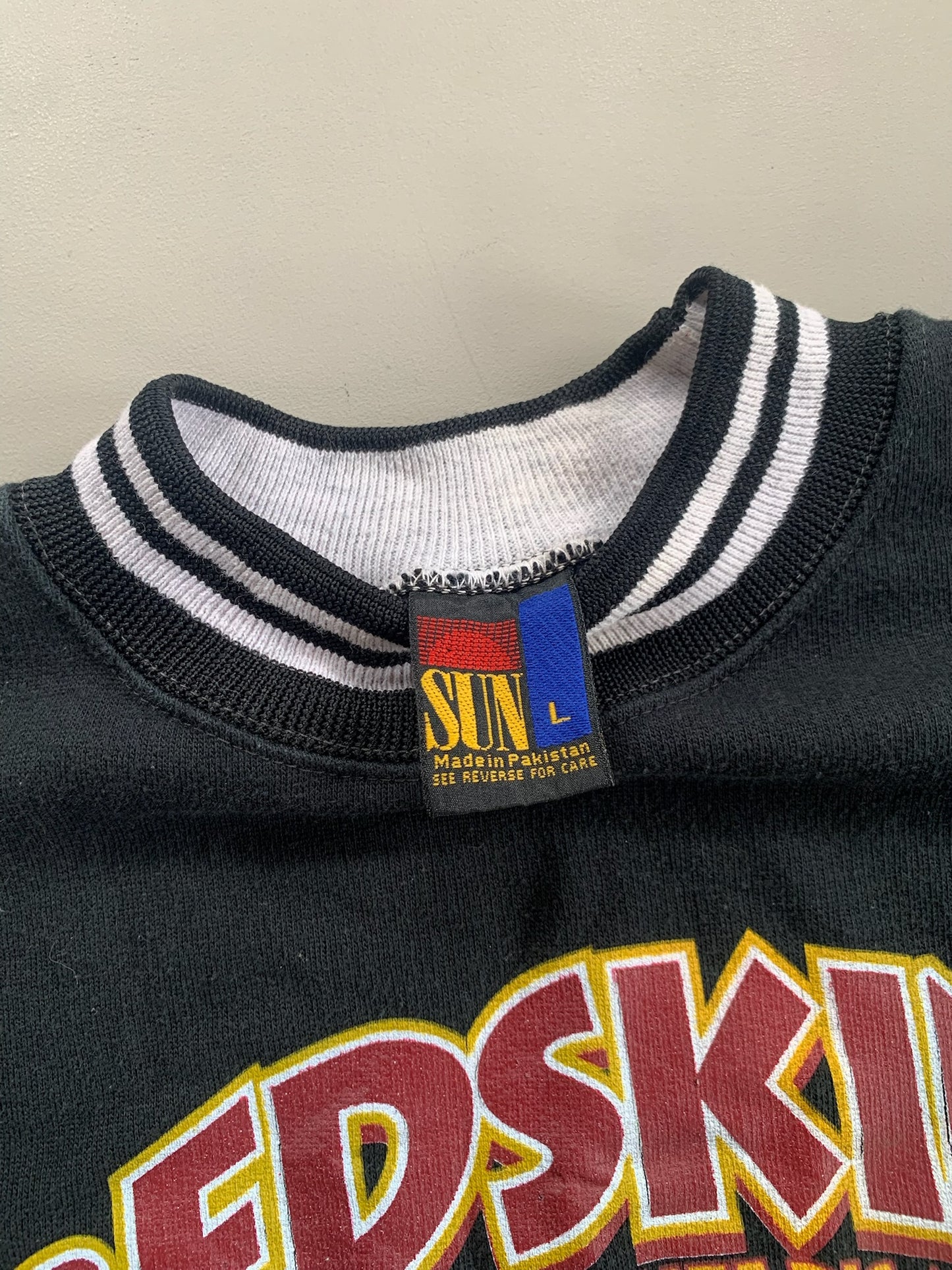 Youth Large 1993 Washington Redskins Looney Tunes Sweatshirt