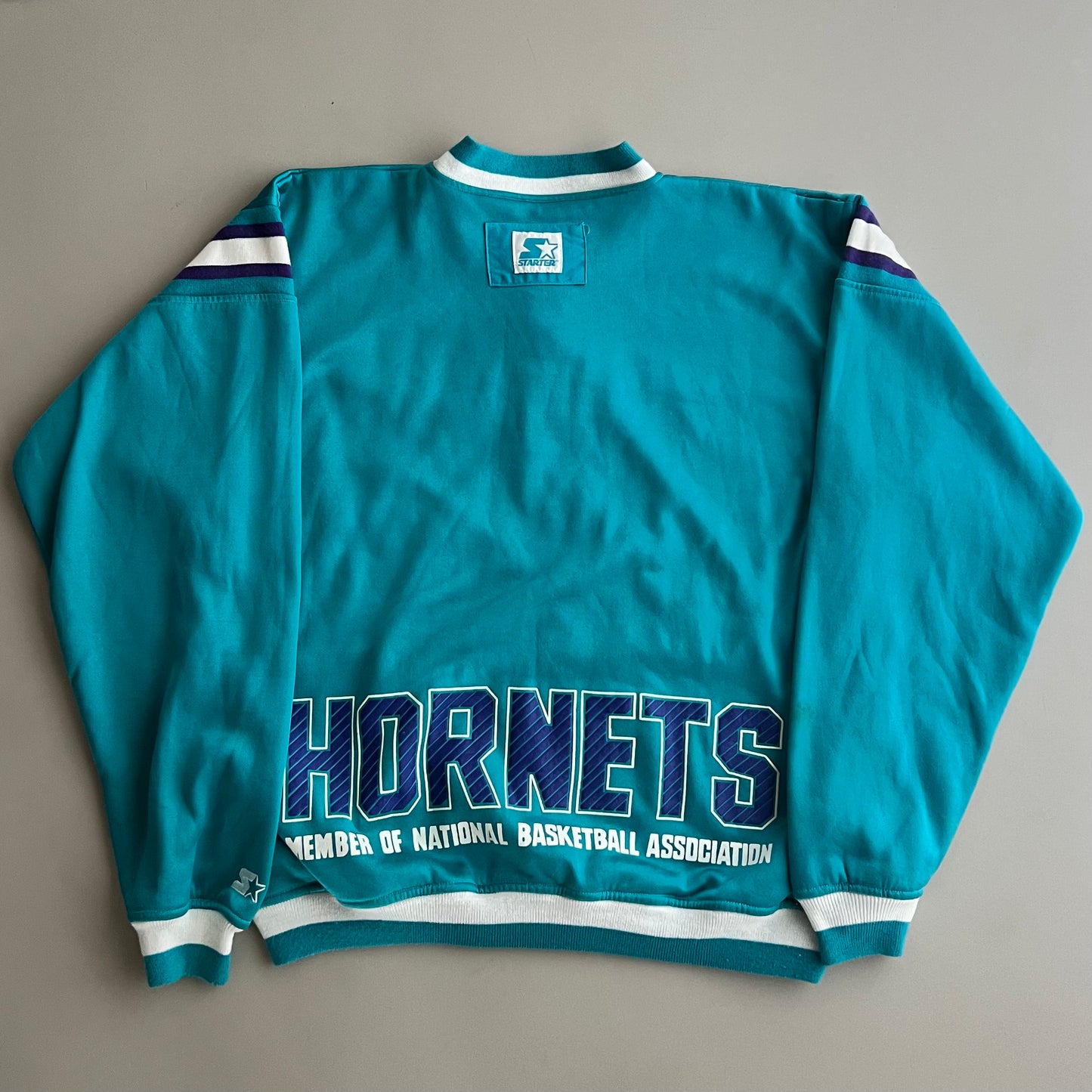 XL 90s Charlotte Hornets Starter Sweatshirt