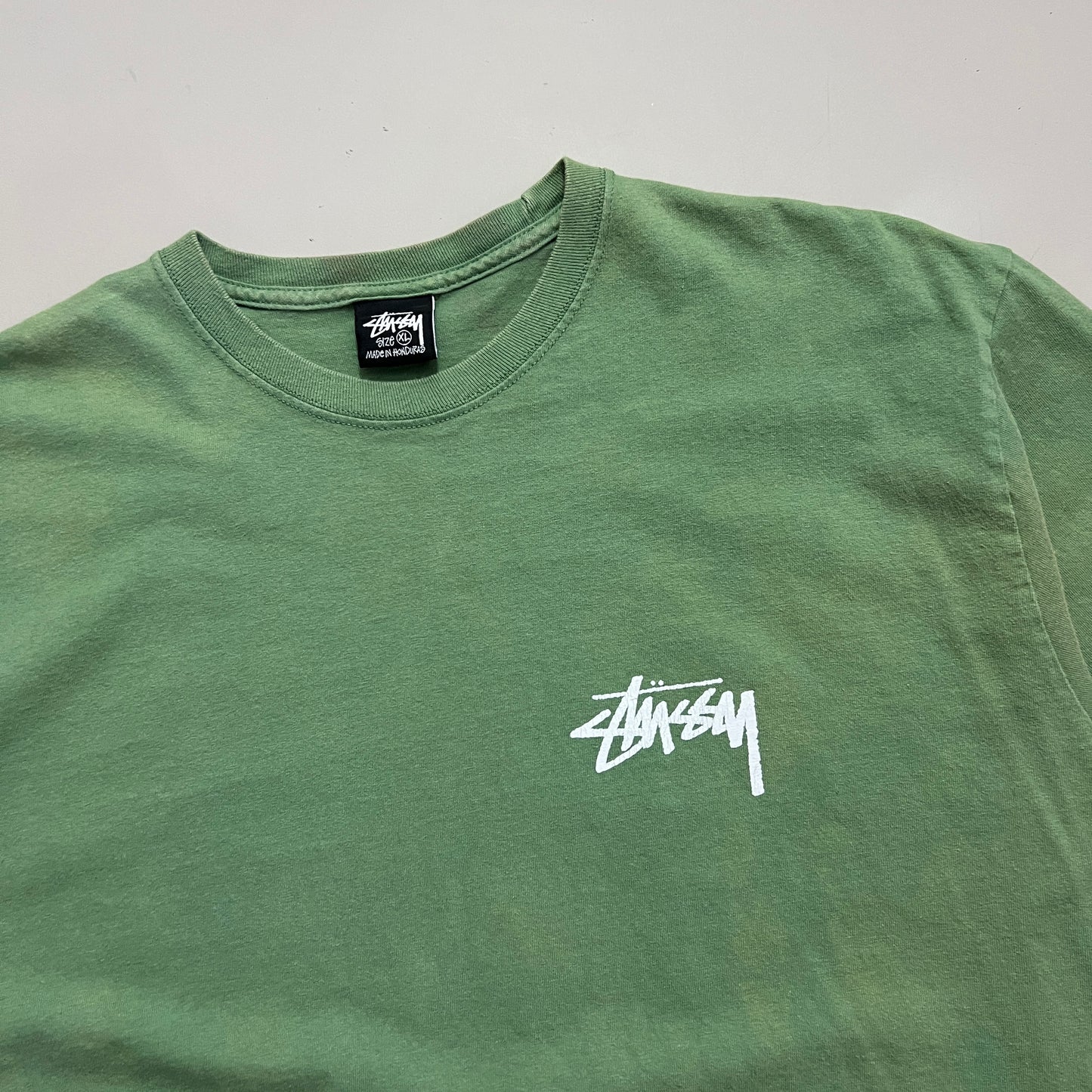 XL 2000s Olive Stussy Designs T-shirt