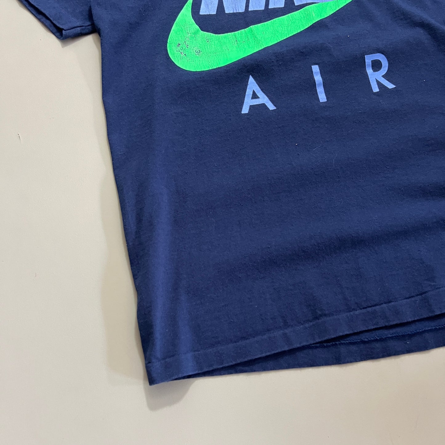Small 1990s Navy Nike Air T-shirt