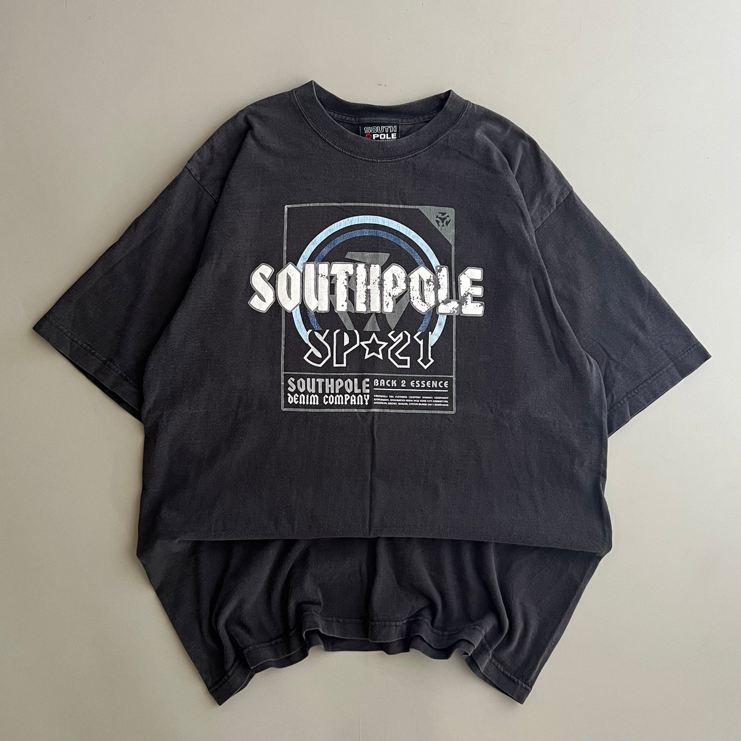 Large 2000s Southpole T-shirt