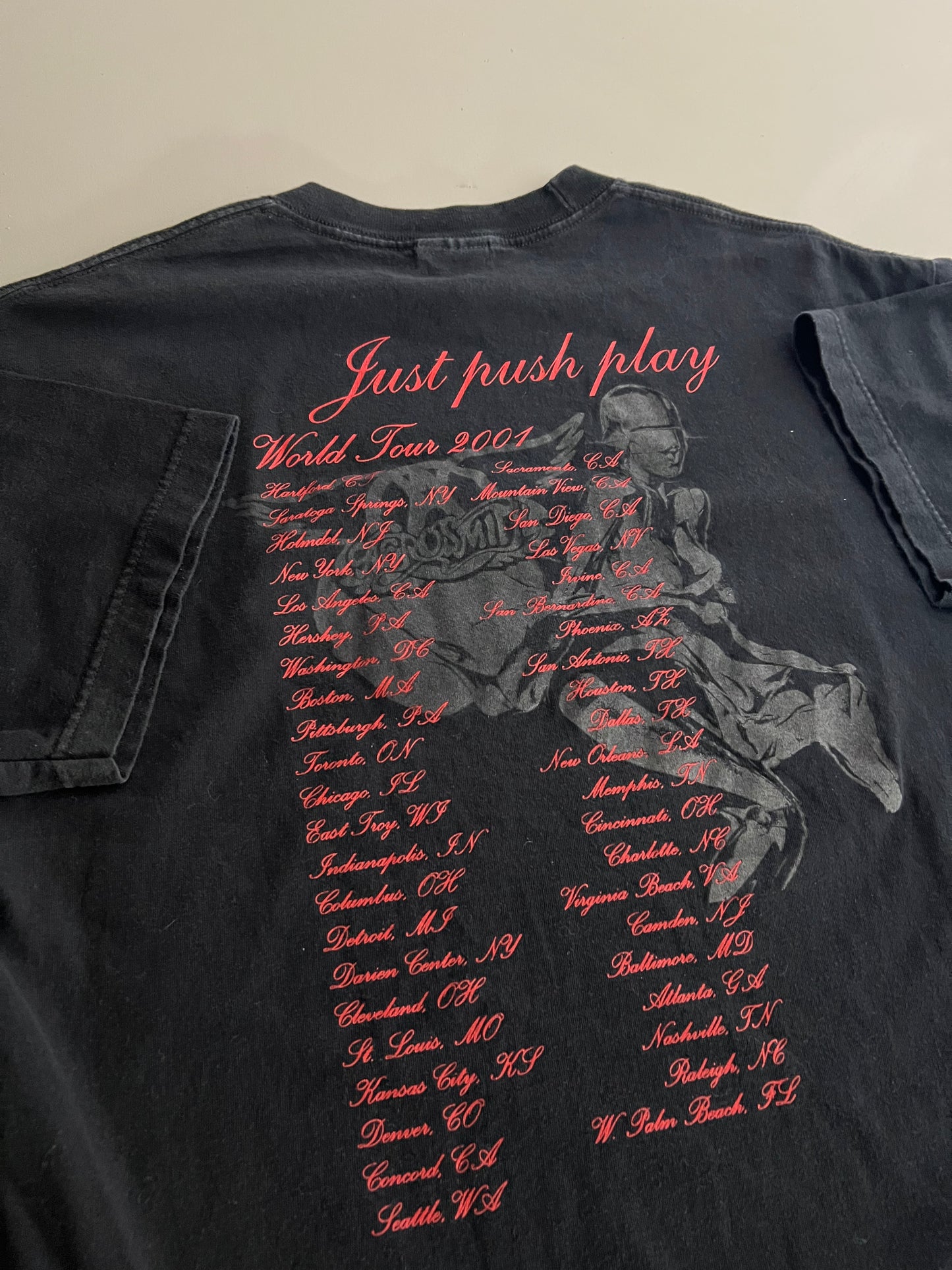 XL 2001 Aerosmith Just Push Play Tour T-shirt