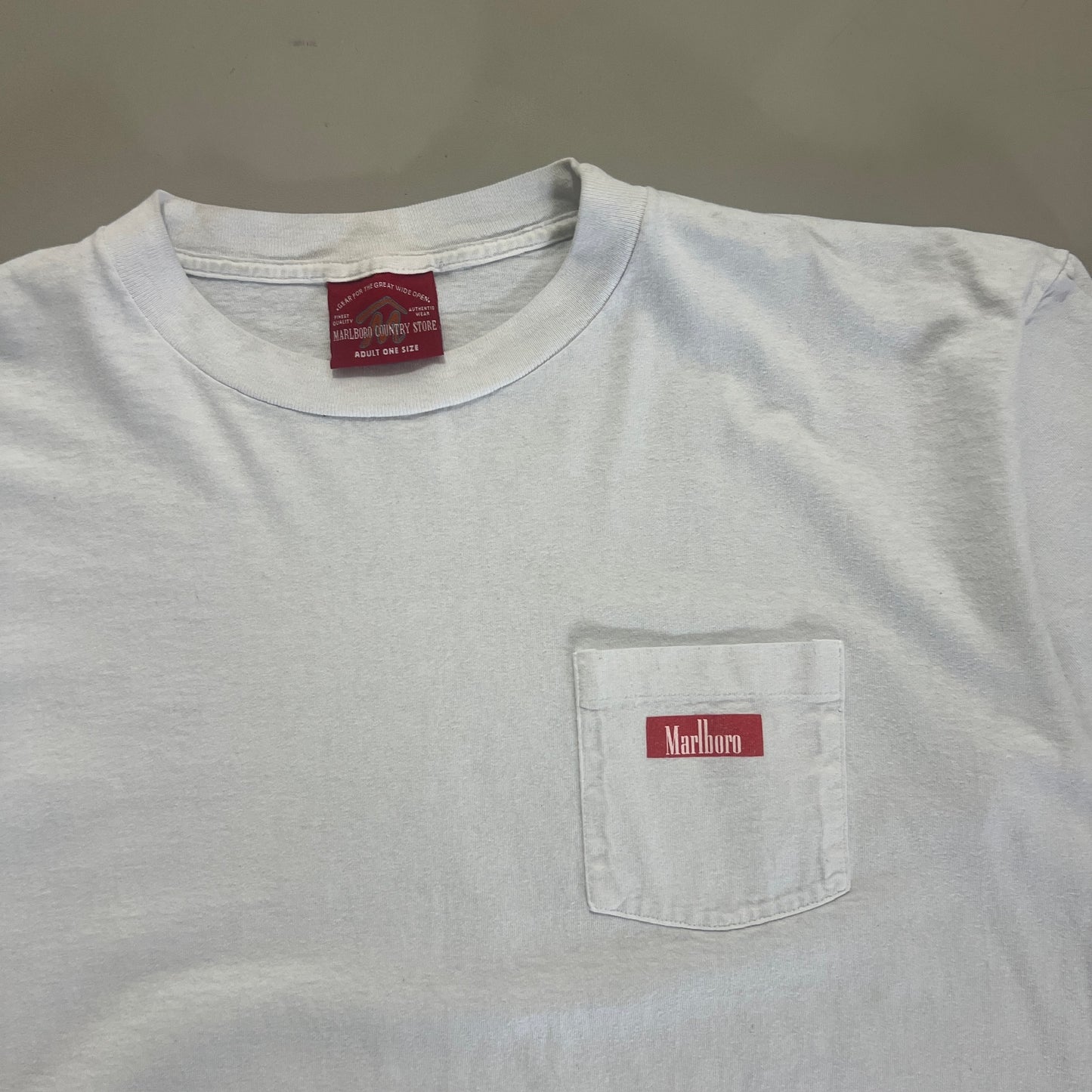 Large 1990s Marlboro Head Out T-shirt