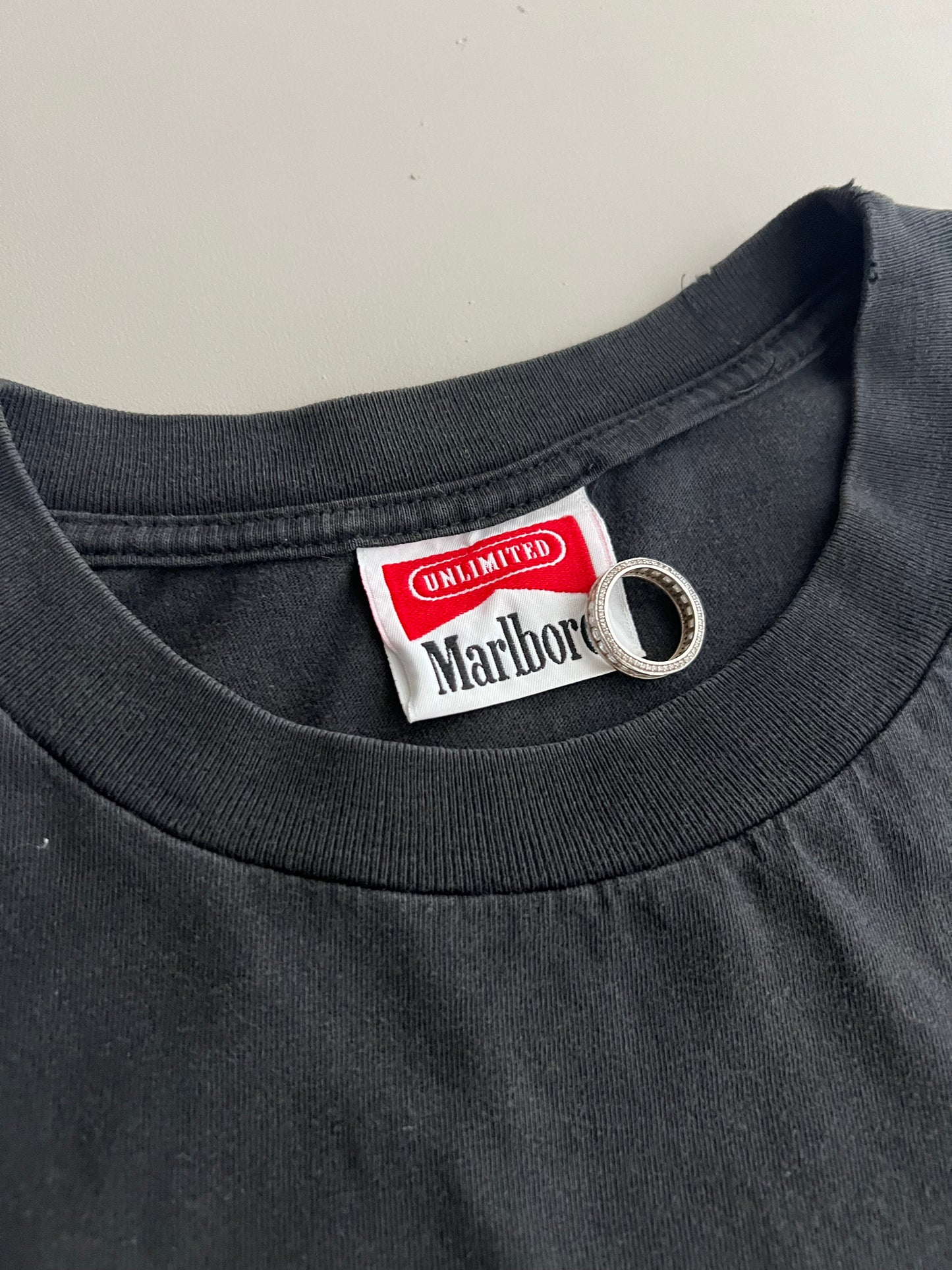 Large 90s Marlboro Unlimited T-shirt