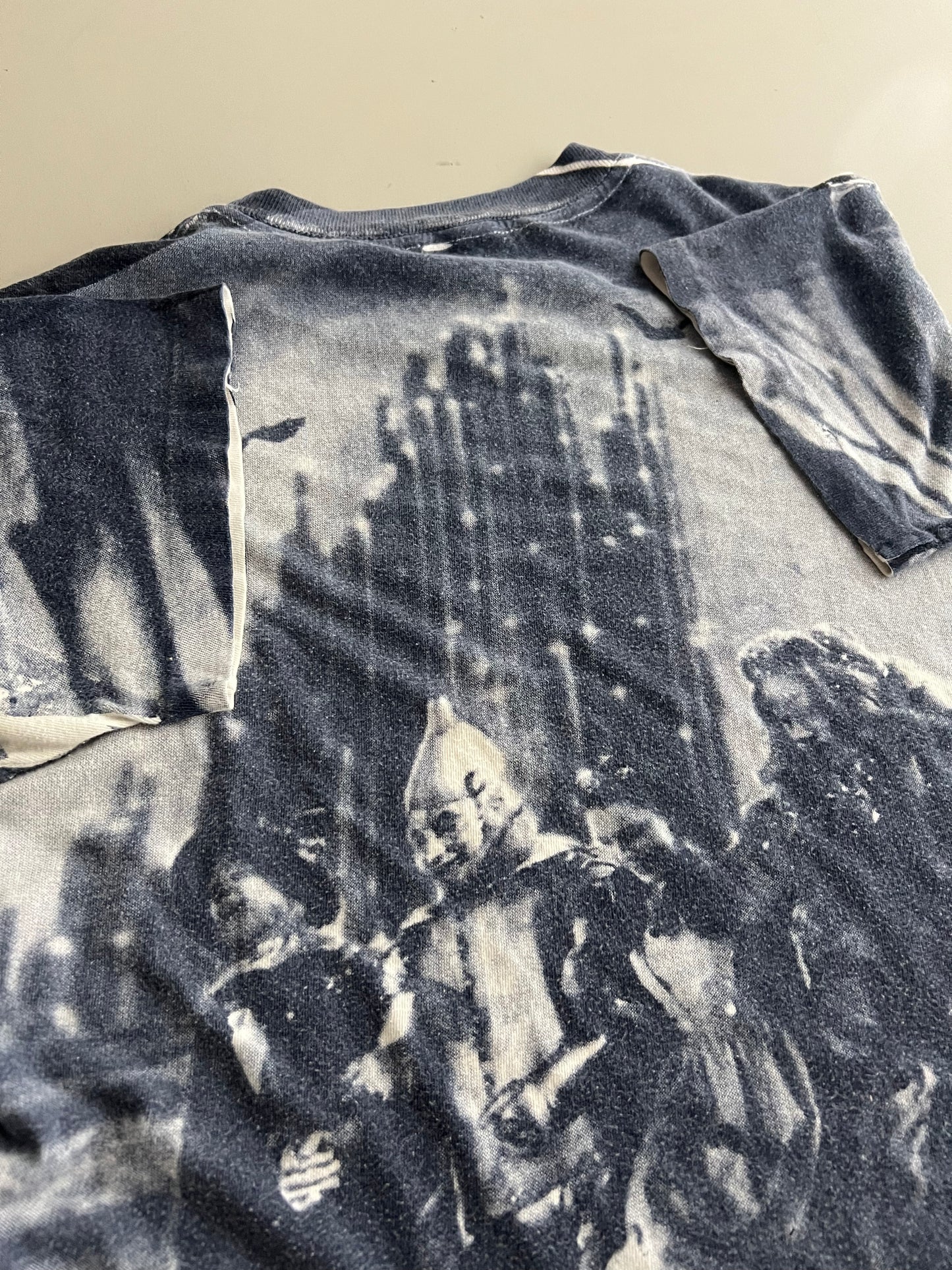 Small 1992 The Wizard Of Oz AOP T-shirt