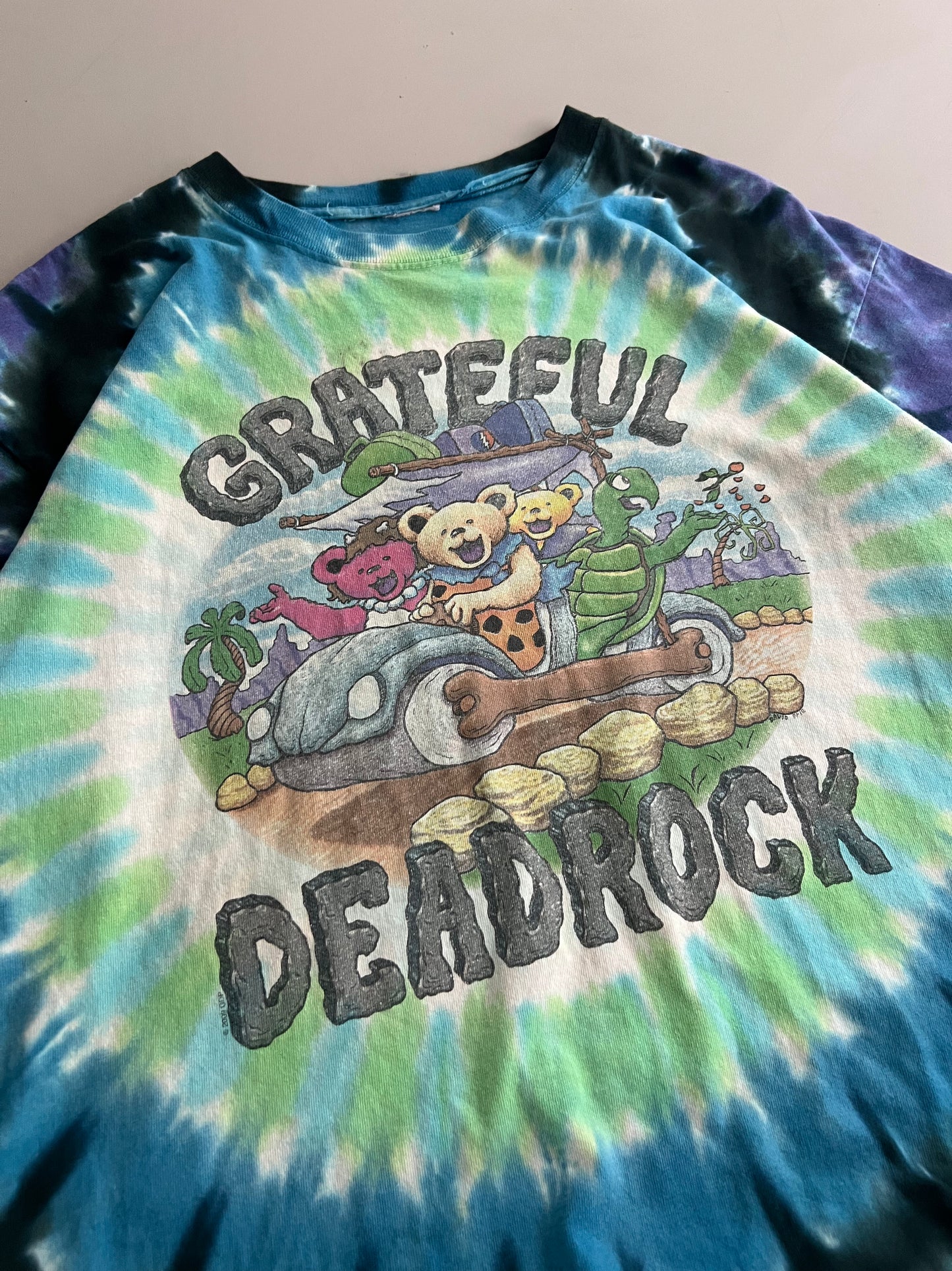 Large 2009 Grateful Dead Flintstones T-shirt