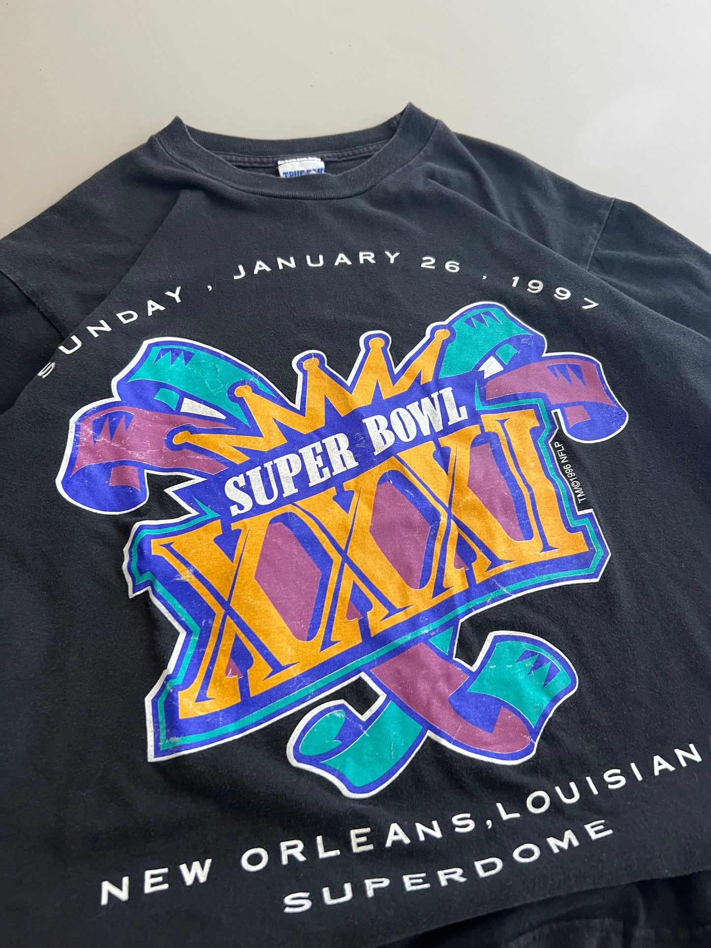Medium 1996 Louisiana Super Bowl T-shirt