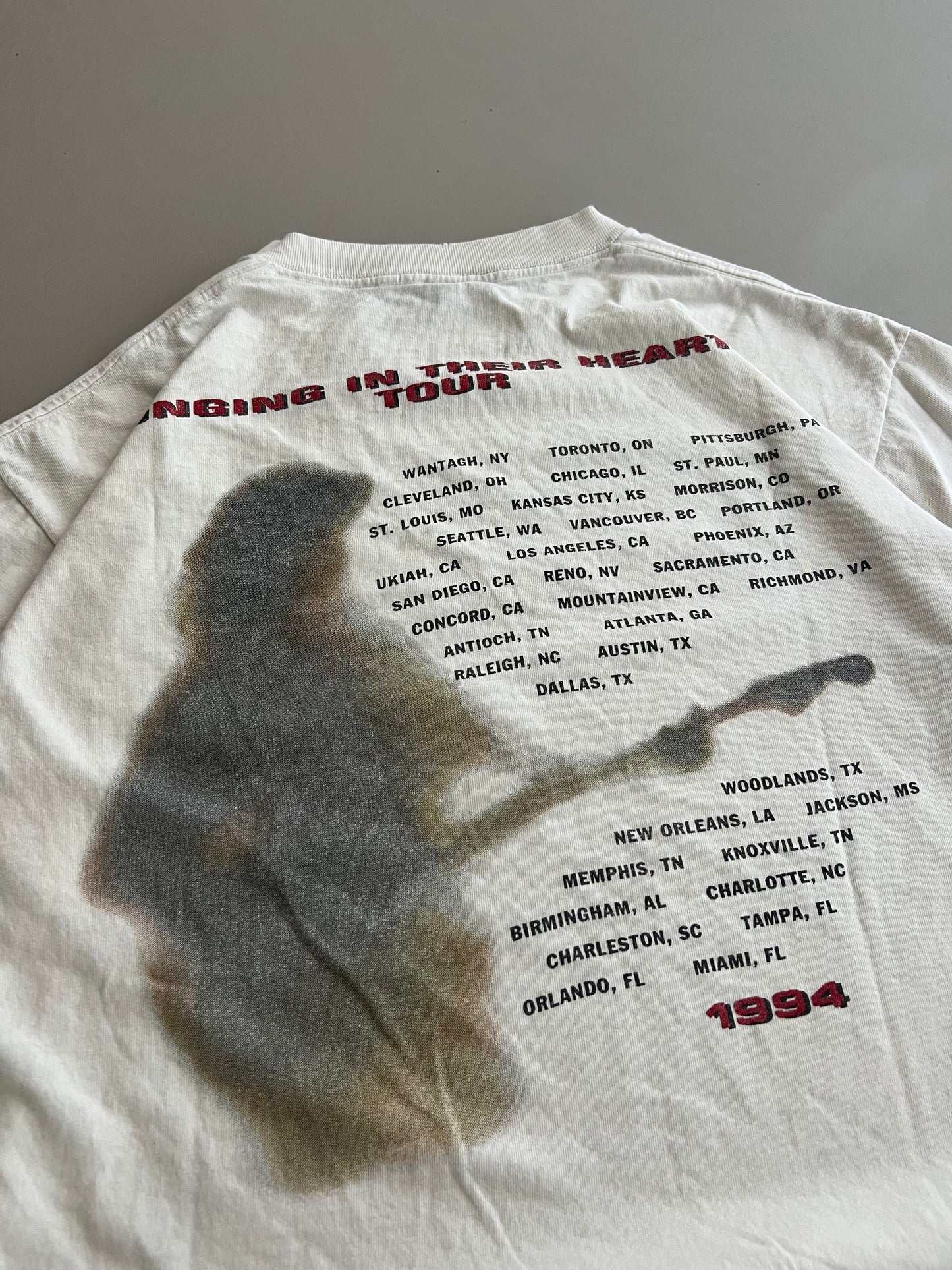 Large 1994 Bonnie Raitt Tour T-shirt