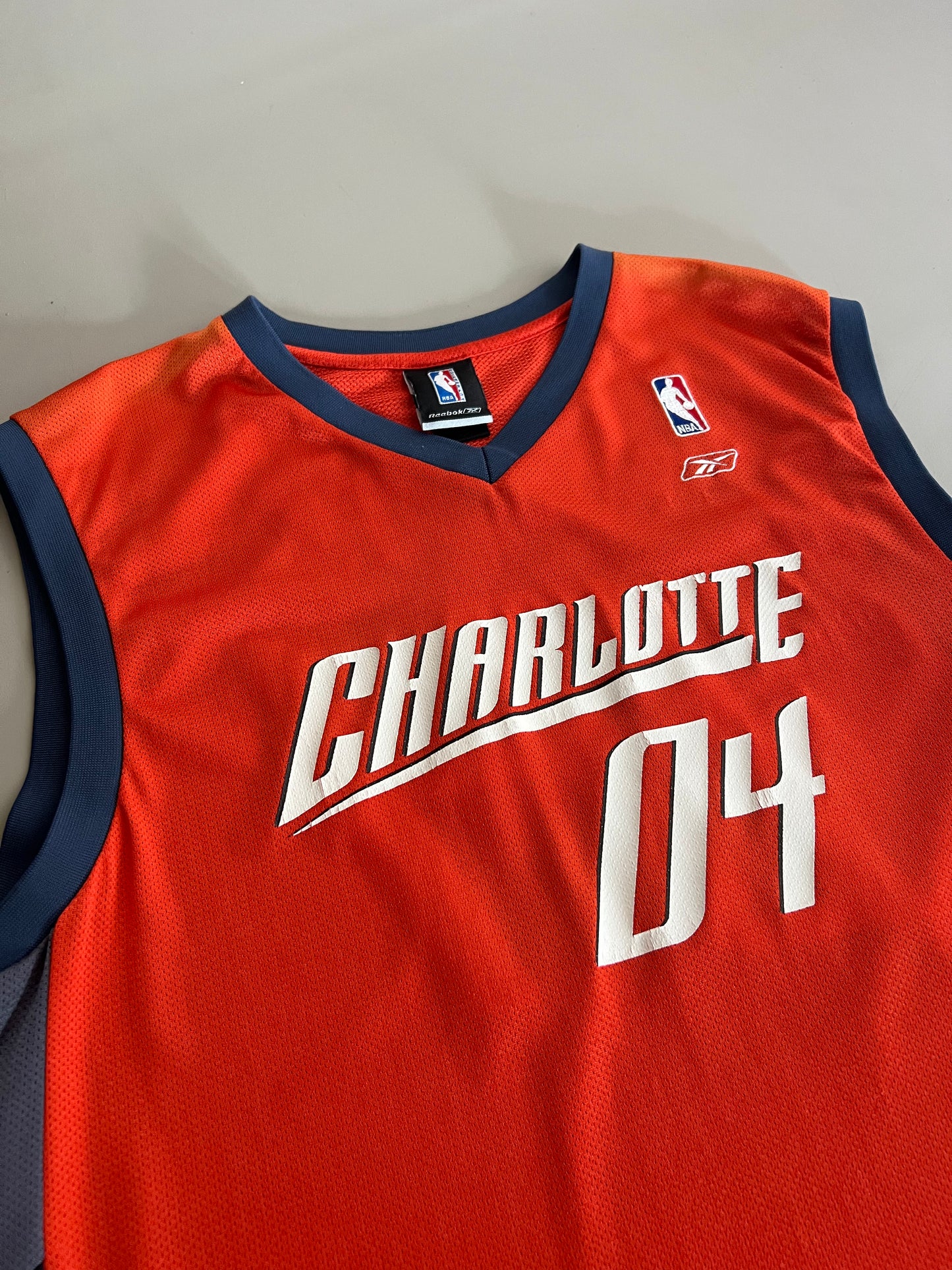 Large 2000s Charlotte Bobcats Jersey