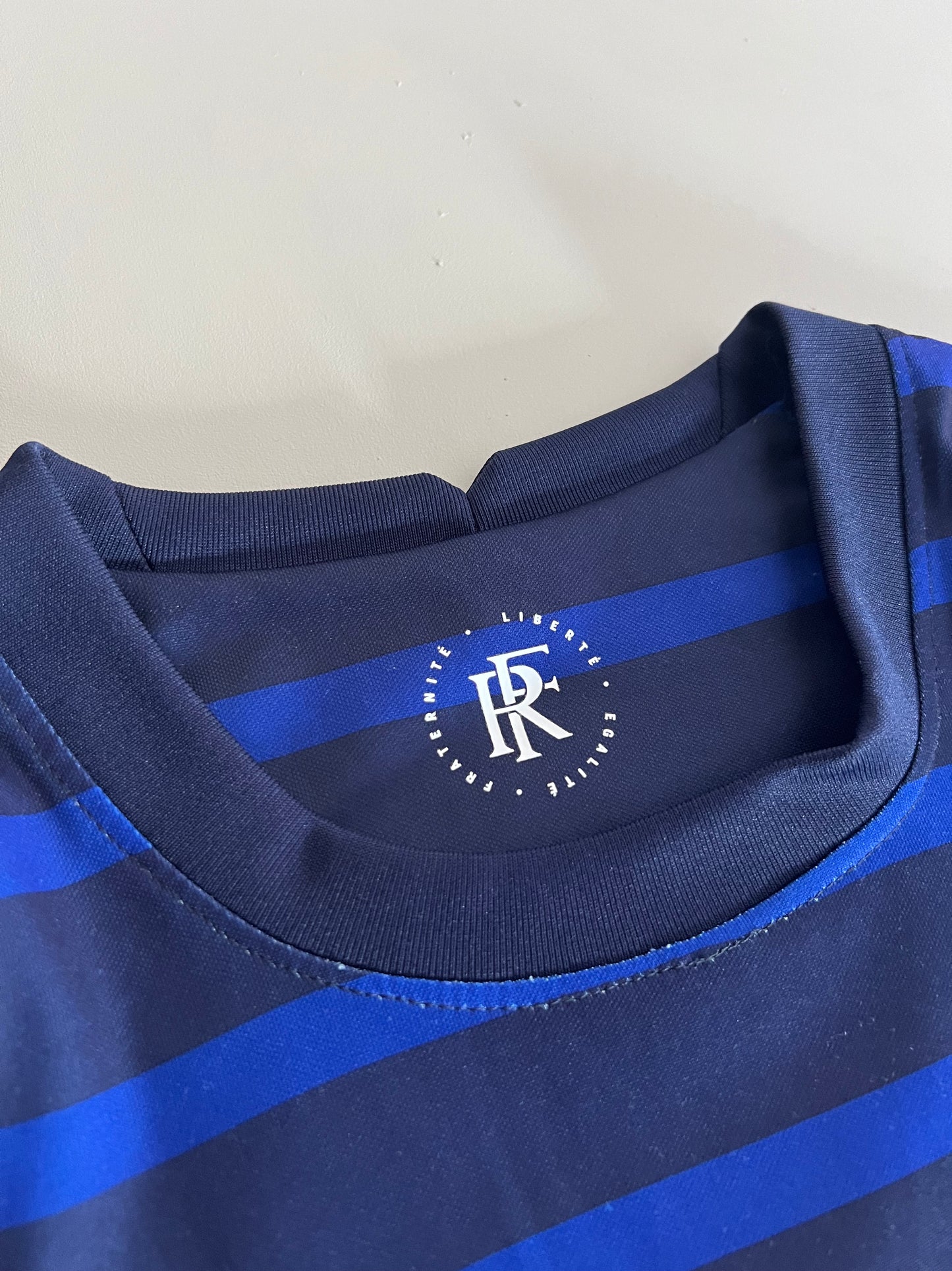 Large 2020 Nike France Kit