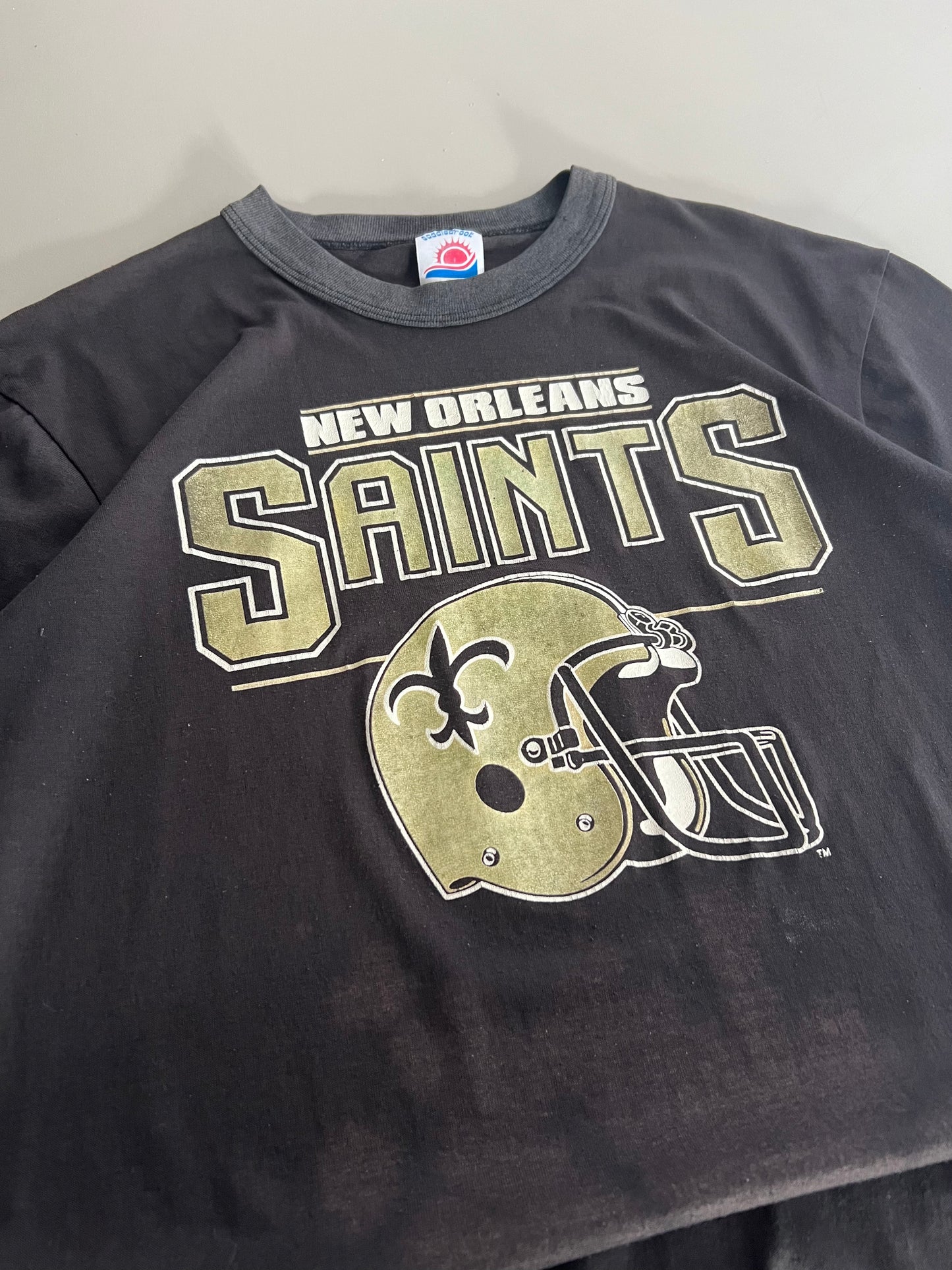 Large 90s New Orlands Saints T-shirt