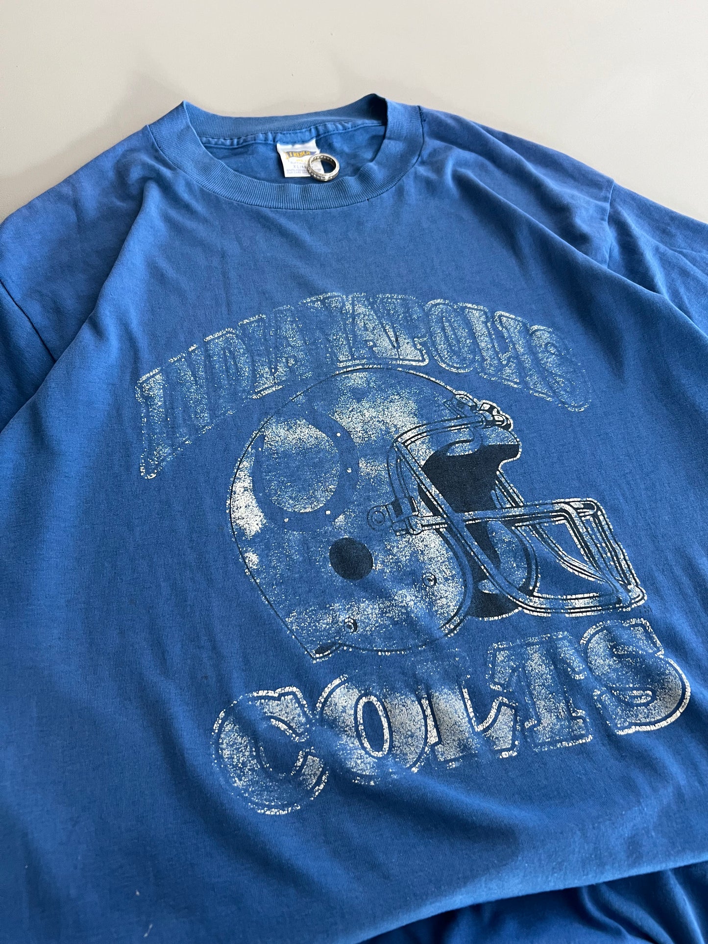 XL 80s Indianapolis Colts Trench T-shirt