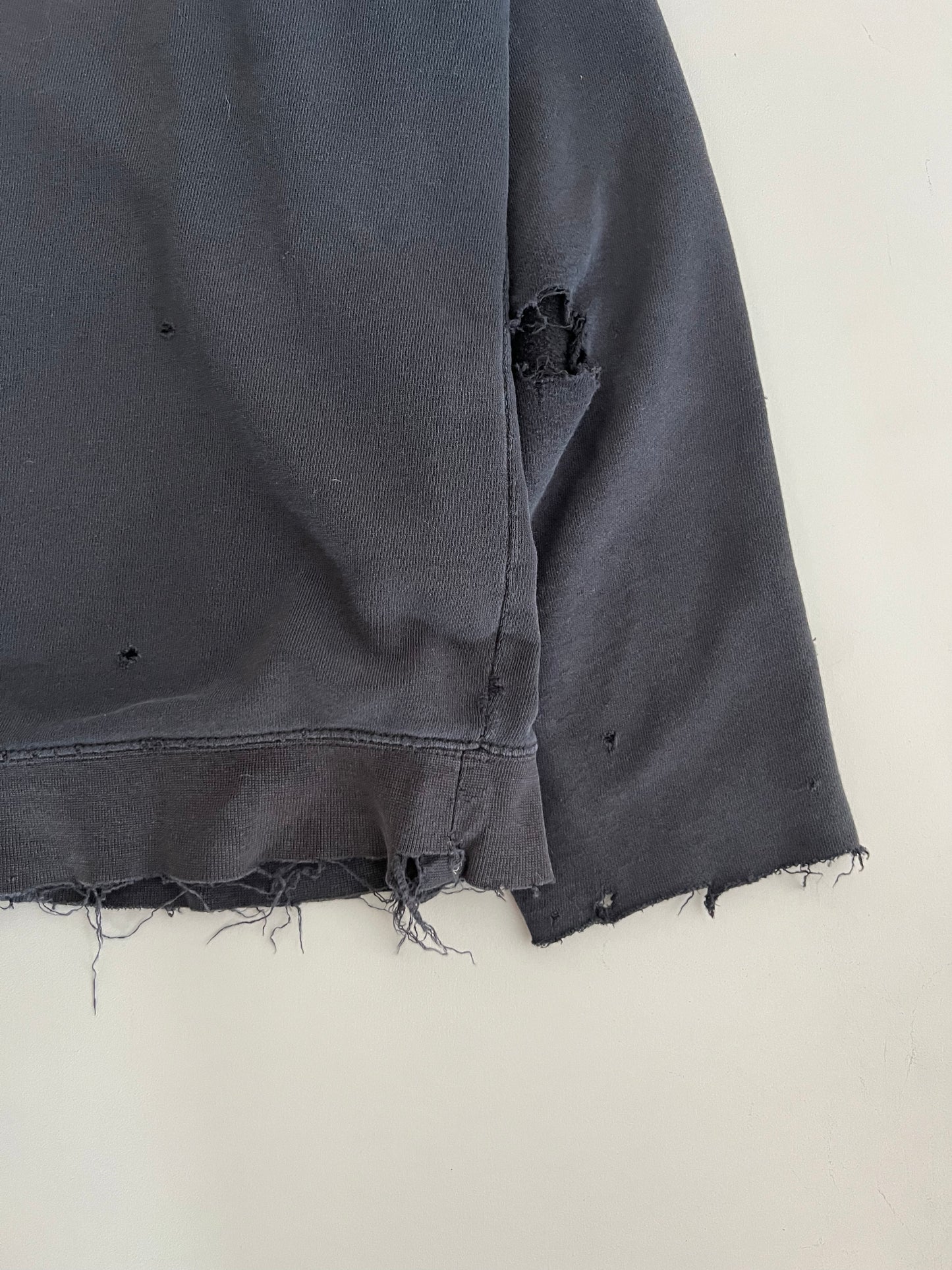 XL 90s Heavily Distressed Stussy Sweatshirt