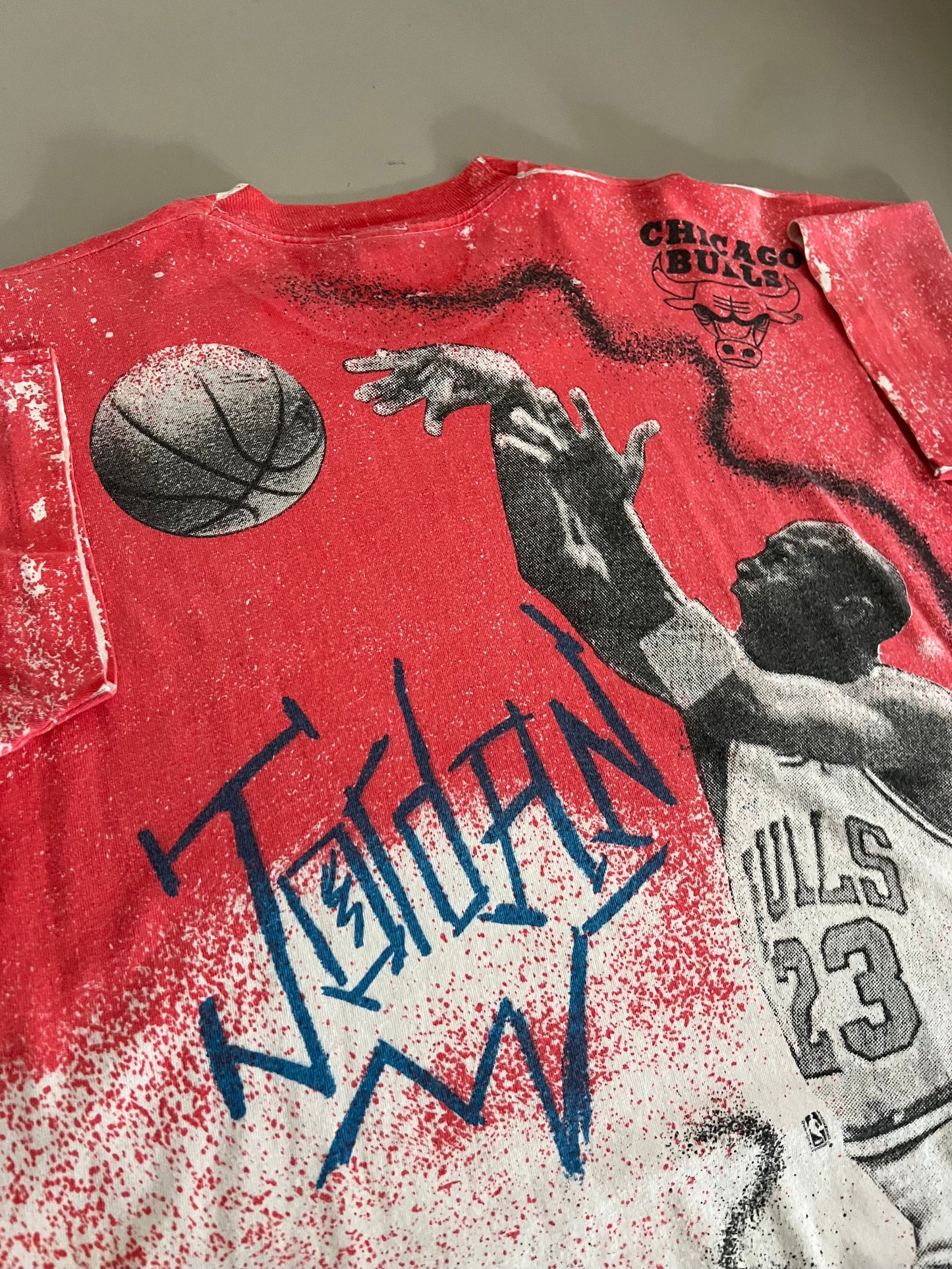 XL 90s Chicago Bulls Michael Jordan AOP T-shirt
