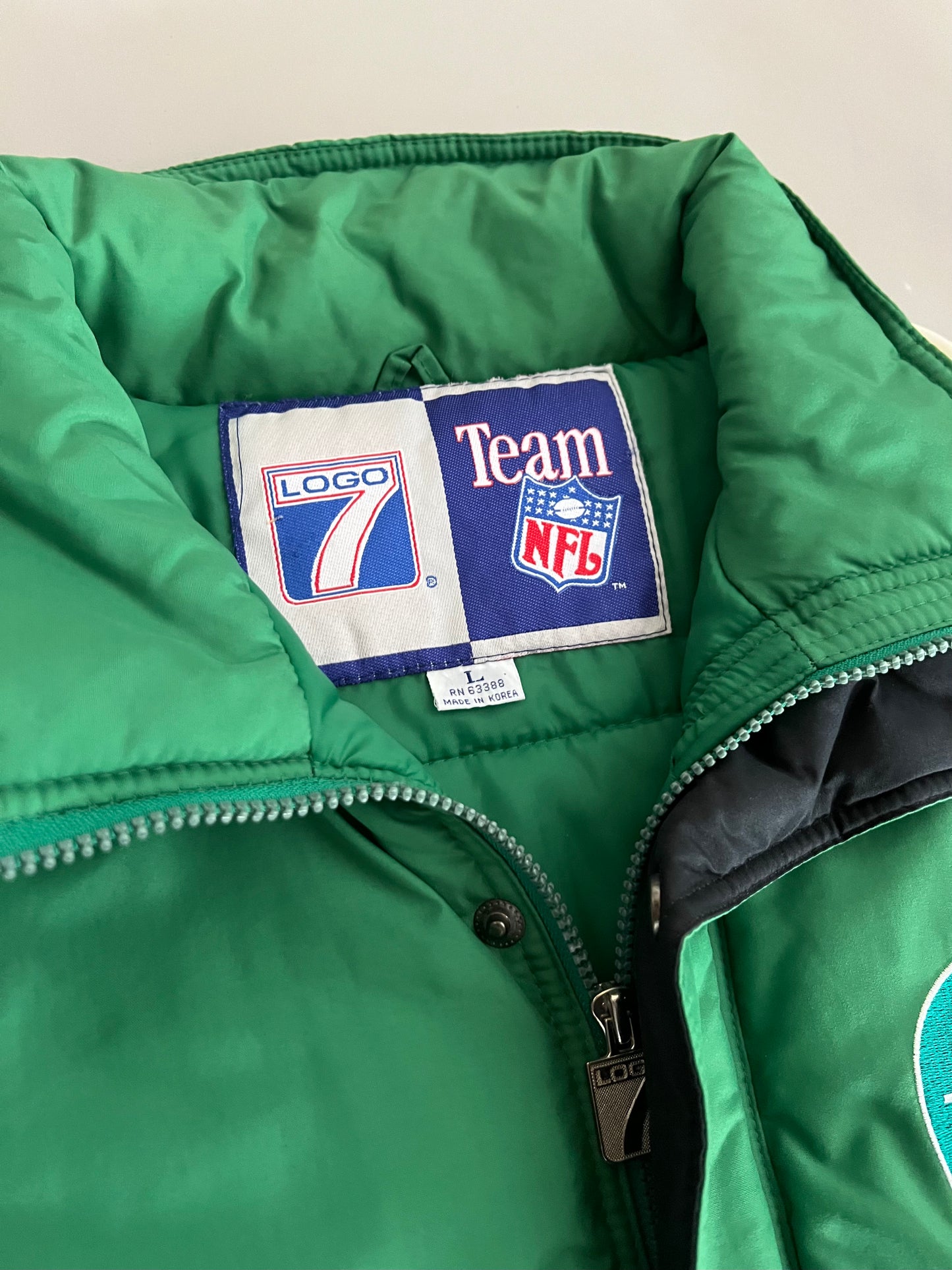 Large 90s New York Jets Logo7 Puffer Jacket