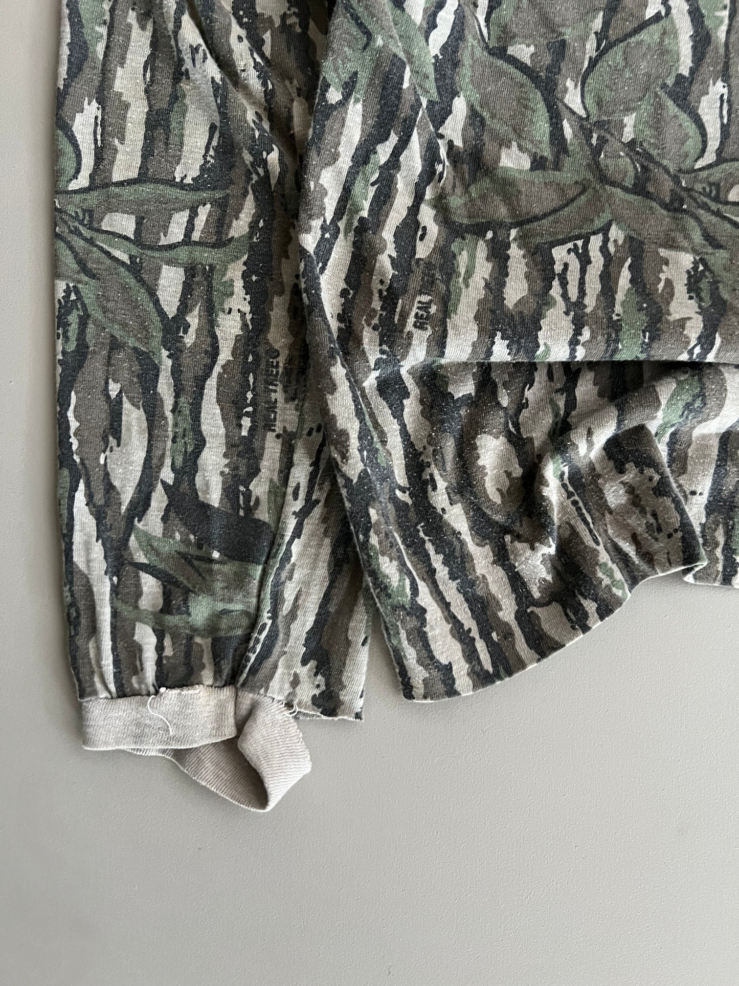 Large 90s Camo Blank T-shirt