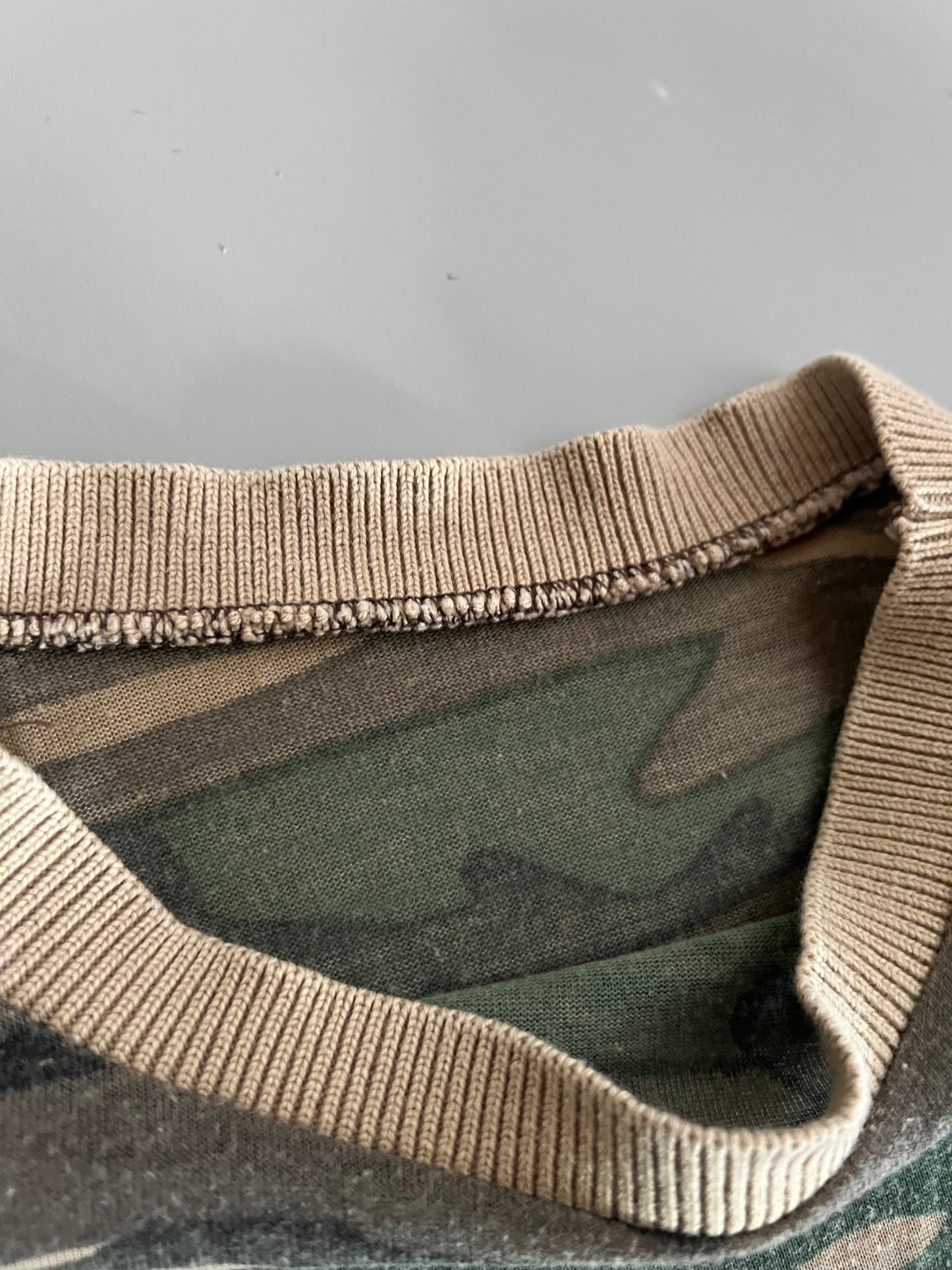 Large 90s Camo Blank T-shirt