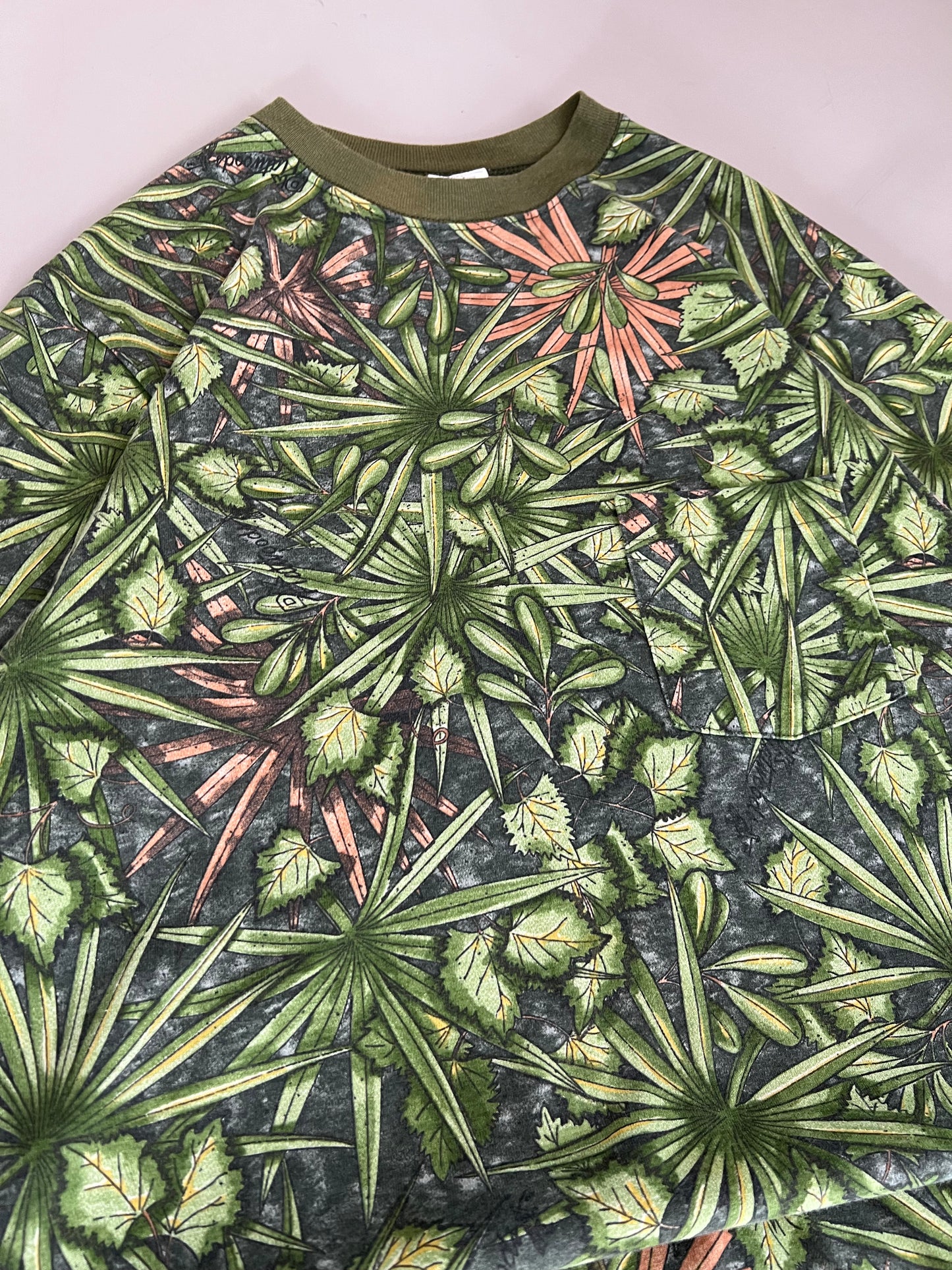 Medium 90s Camo Blank T-shirt