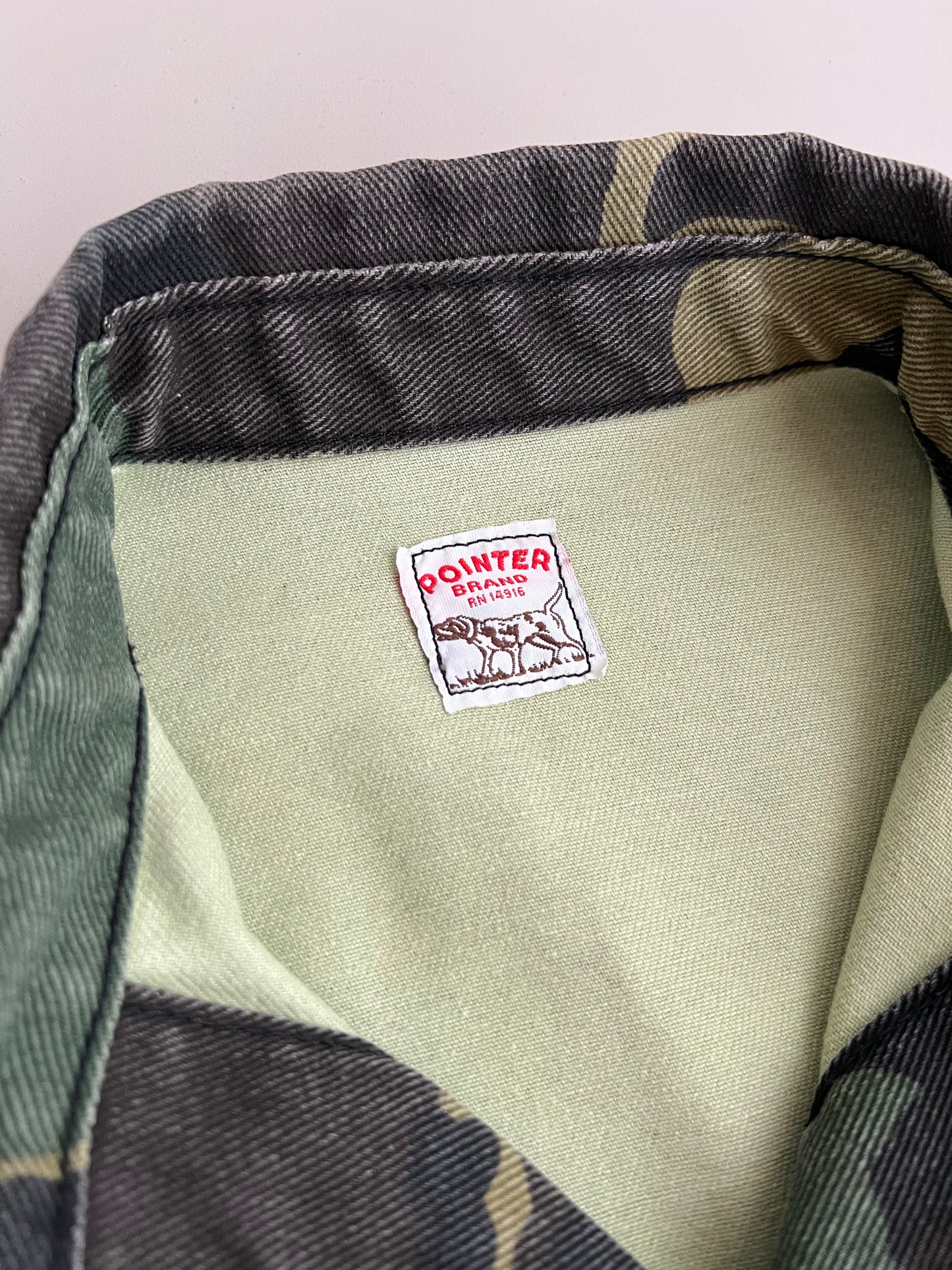 Large 90s Pointer Brand Camo Button Shirt