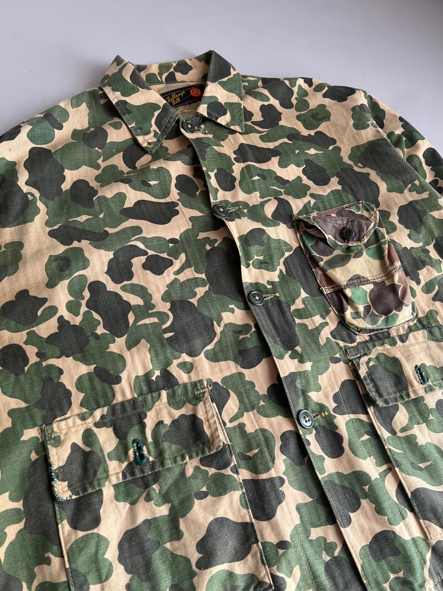 XL 70s Bullseye Bill Duck Camo Button Shirt