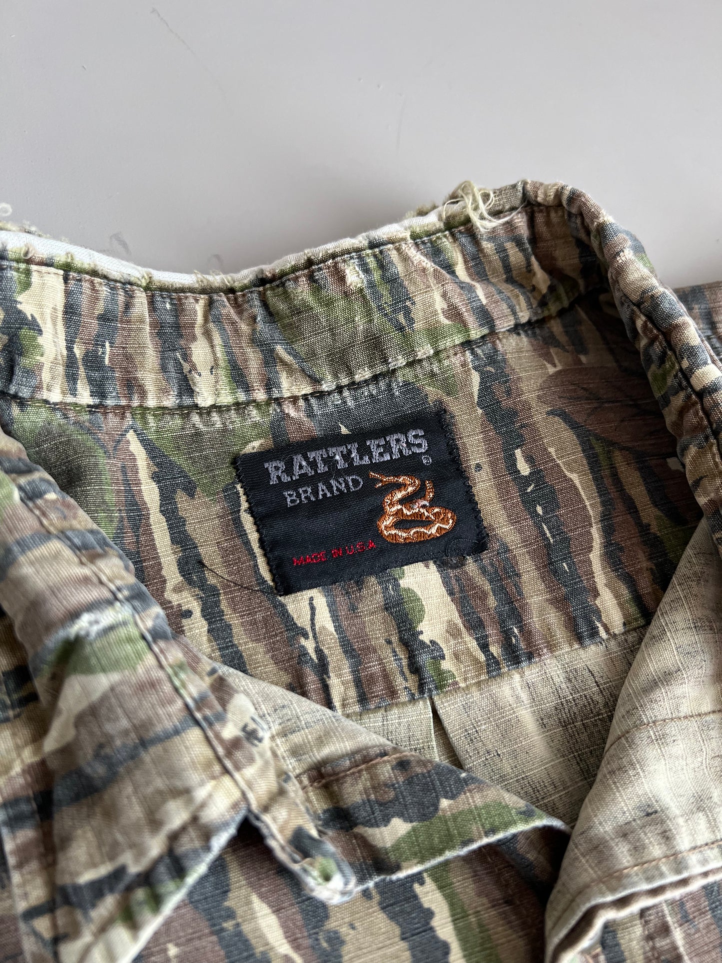 XL 90s Rattlers Brand Camo Button Shirt