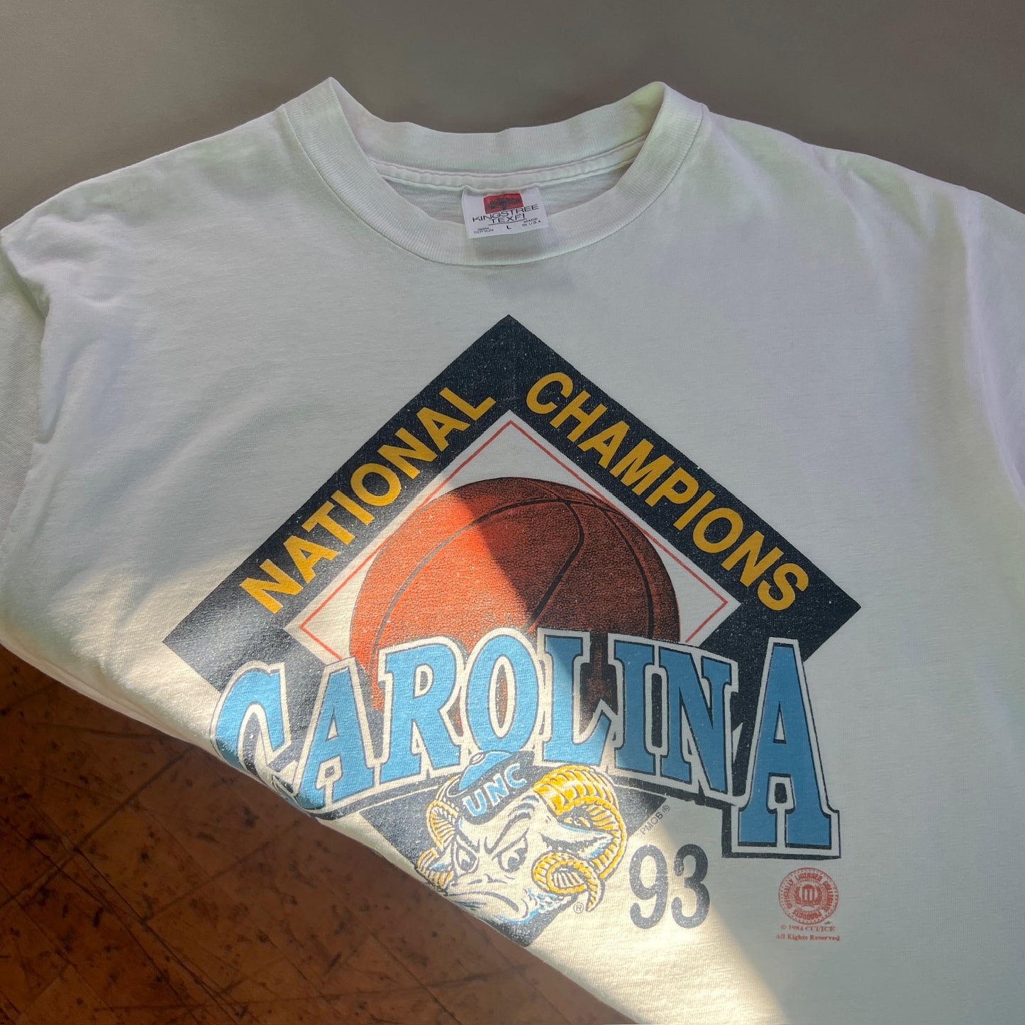 Large 1993 UNC Chapel Hill National Champs T-shirt