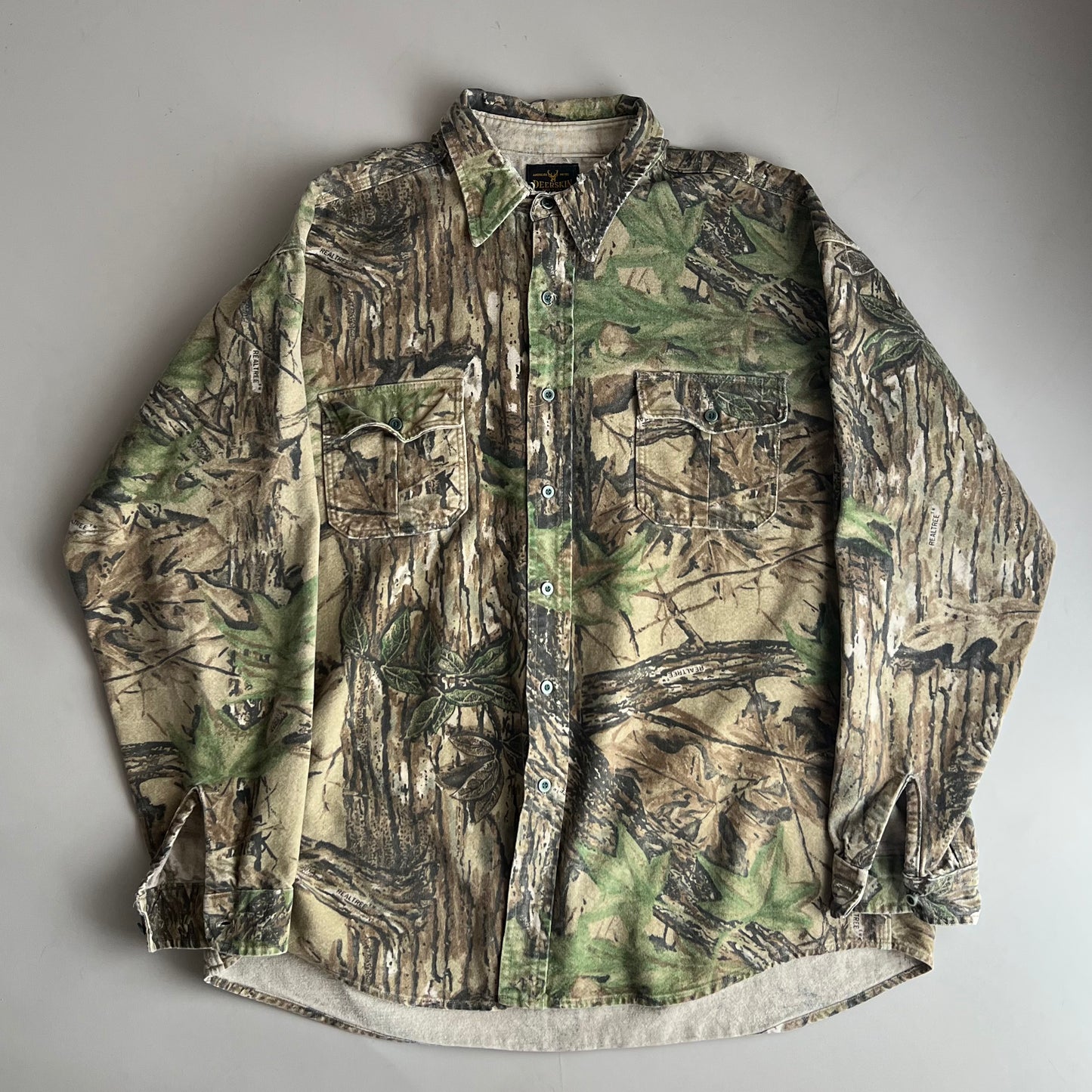 Medium 90s Deerskin Camo Button Shirt
