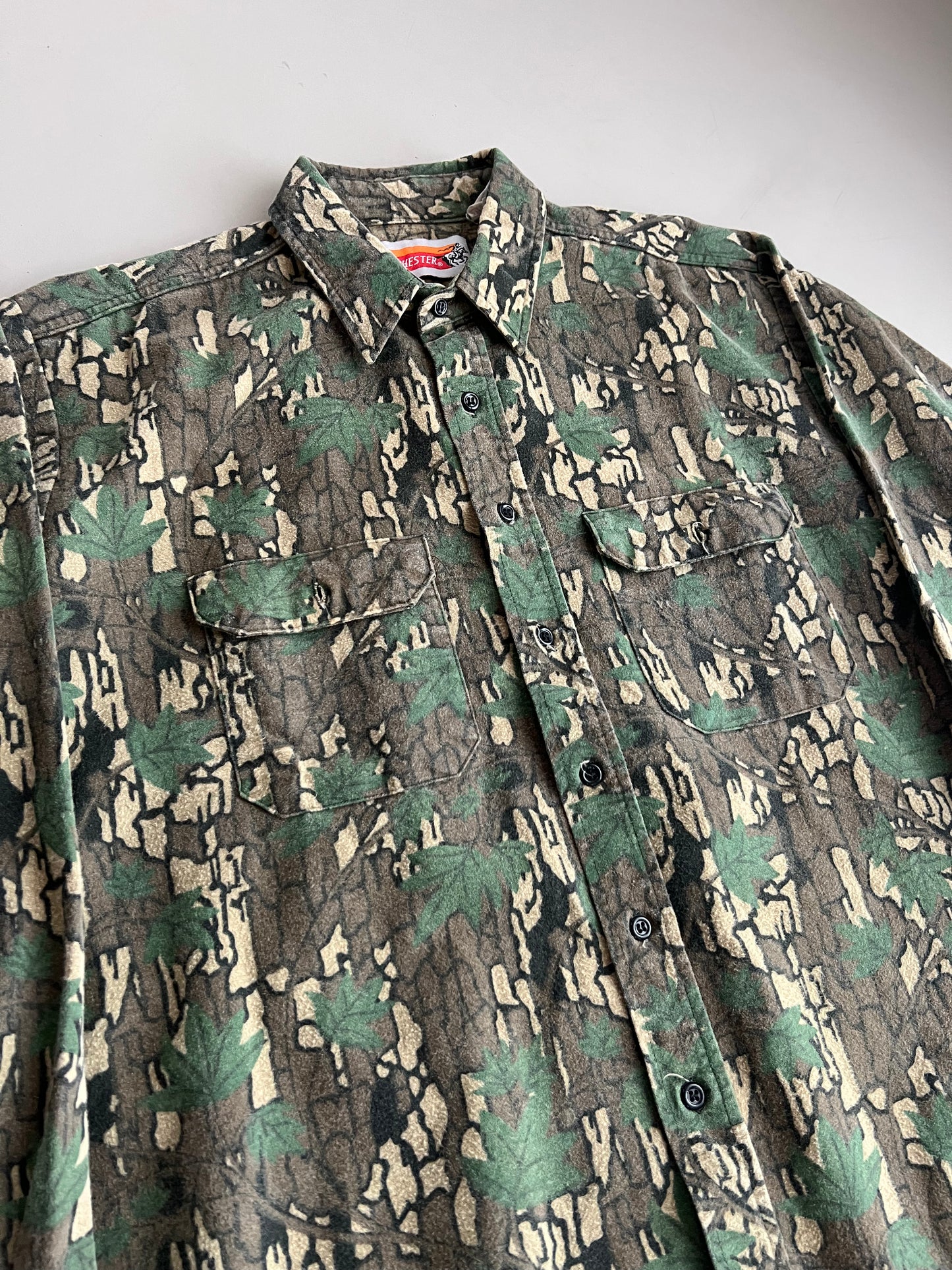 Large 90s Winchester Camo Button Shirt