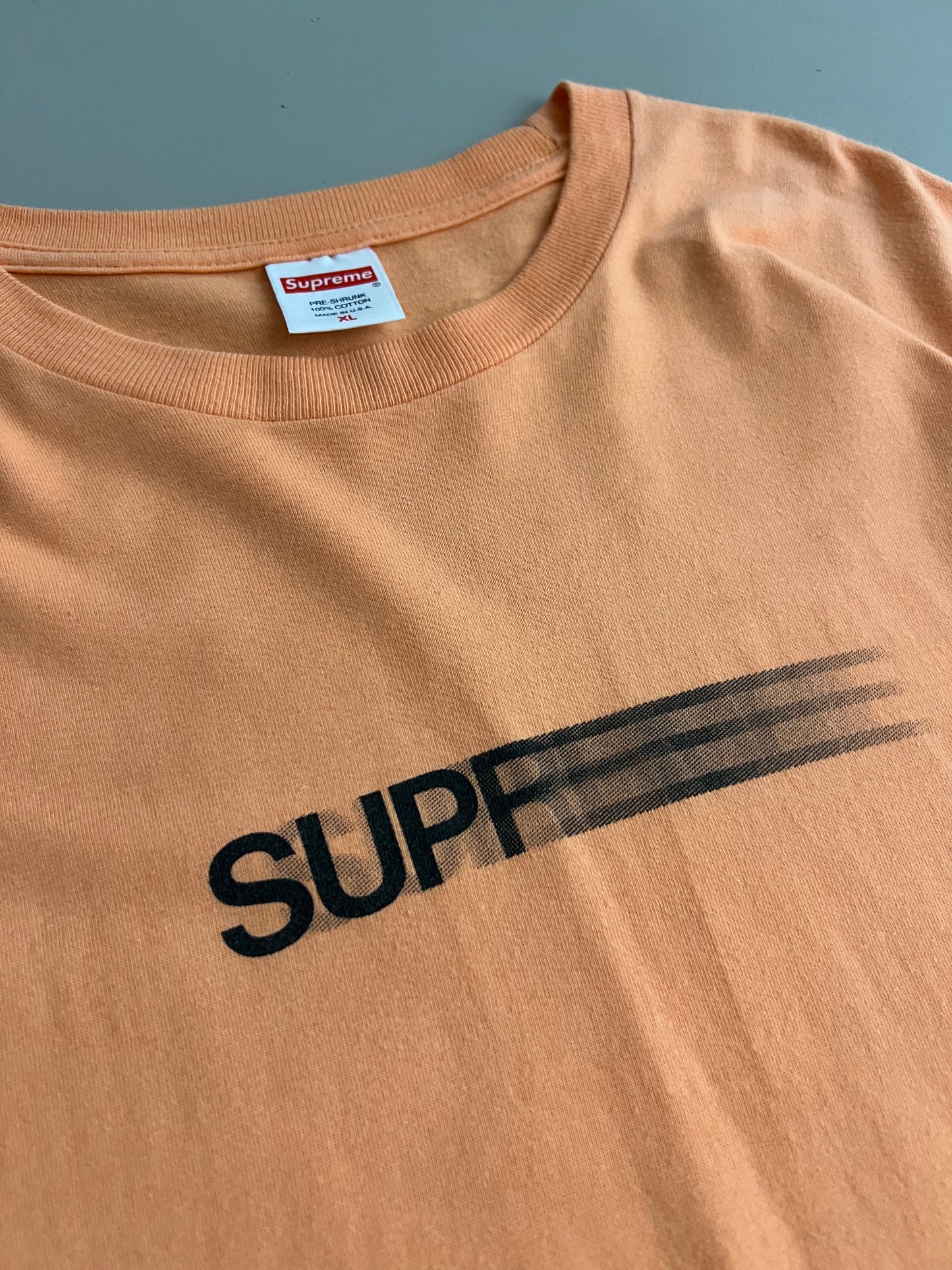 XL Supreme Orange Cream Motion T-shirt