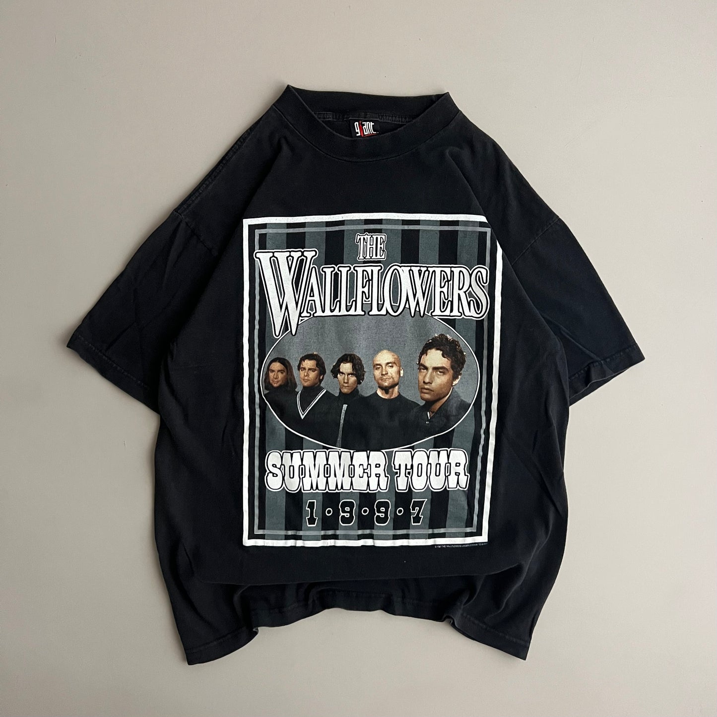 Large 1997 The Wallflowers Summer Tour T-shirt