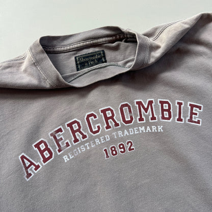 Large 2000s Abercrombie T-shirt