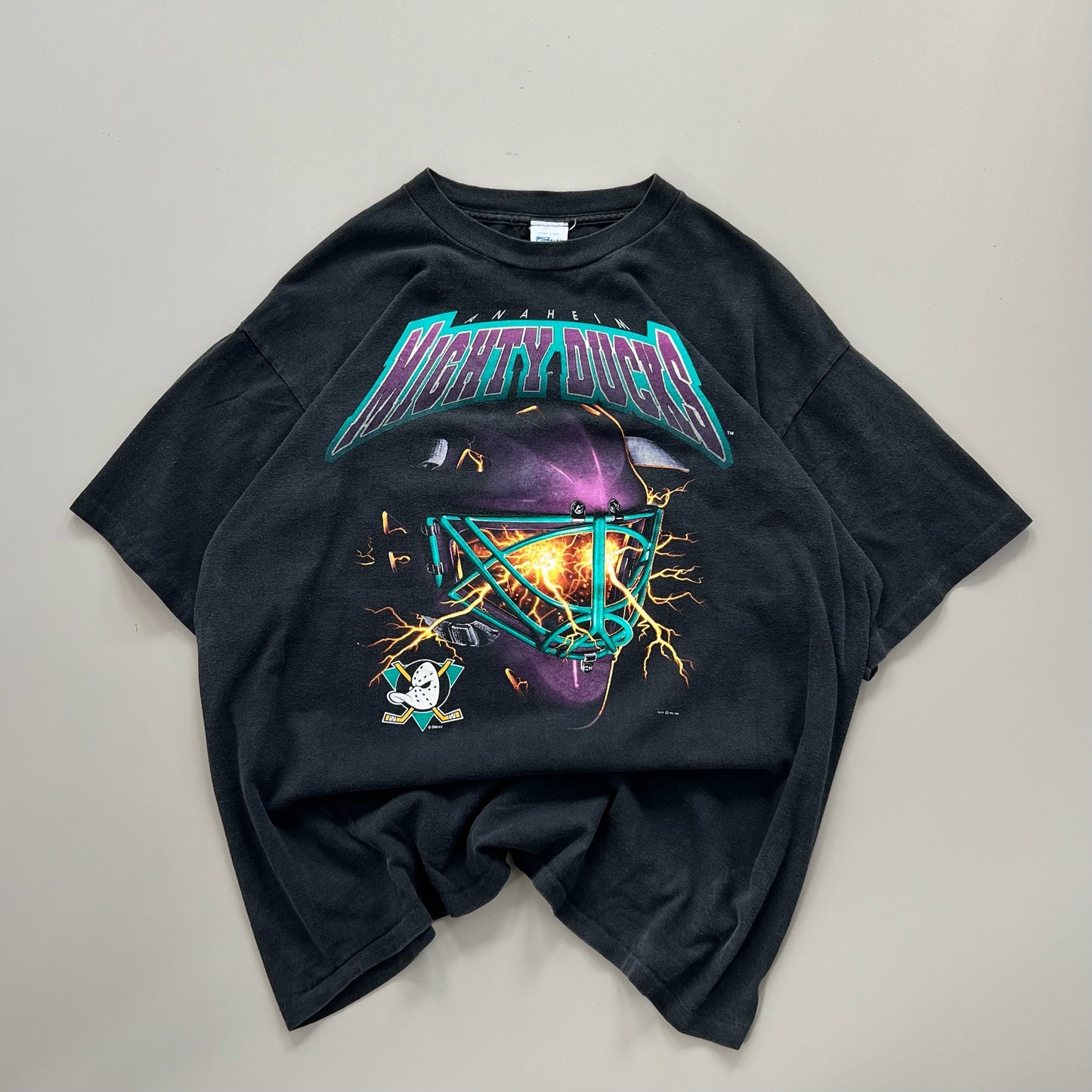 Large 1993 Anaheim Ducks NHL Salem T-shirt