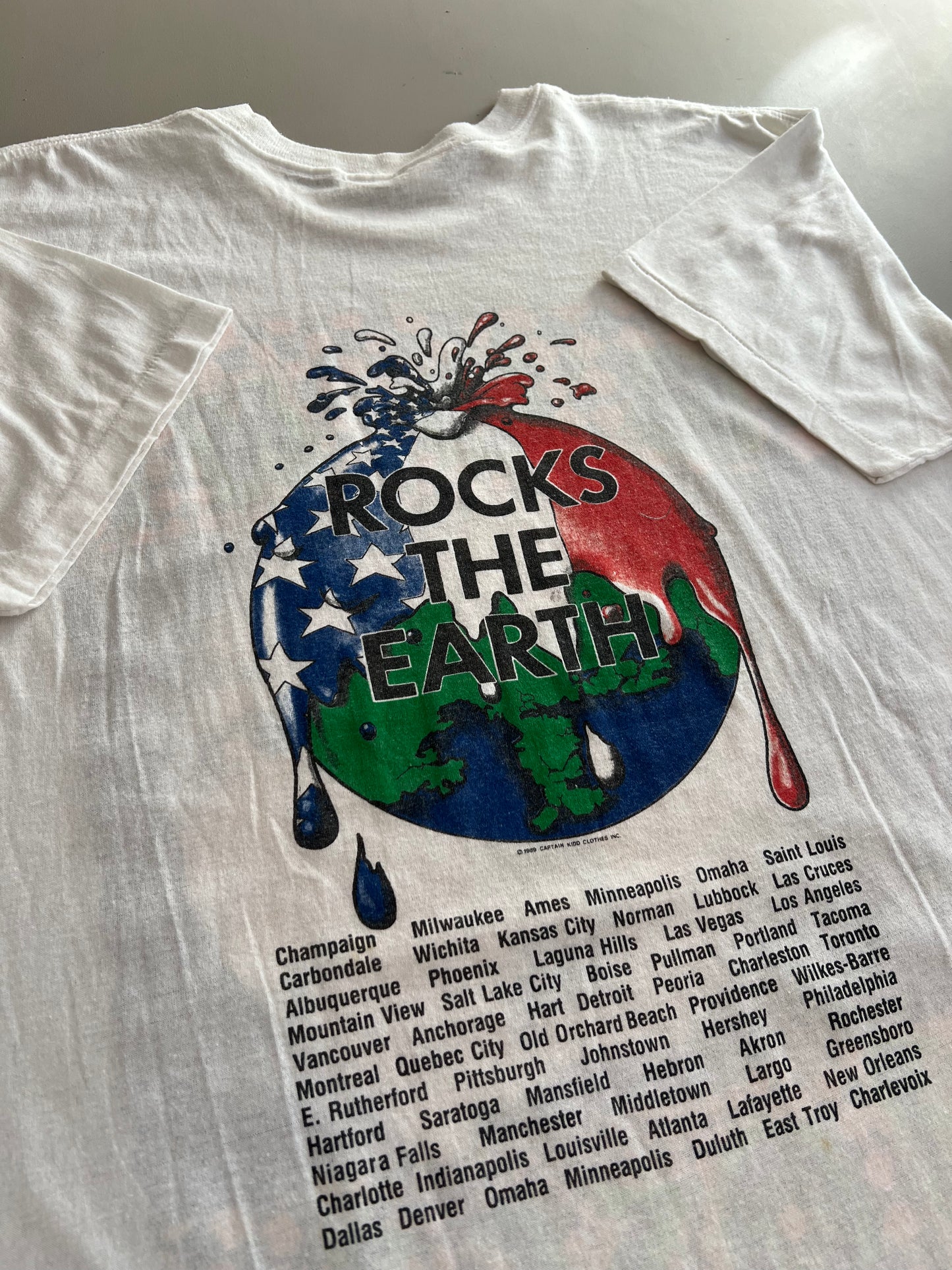 XXL 1989 Bon Jovi Rocks the Earth Tour T-shirt