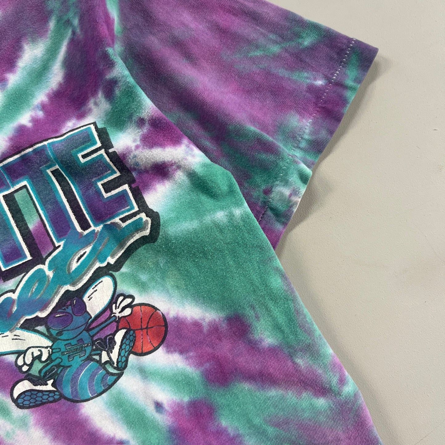 Medium 1990s Charlotte Hornets Tie Dye T-shirt