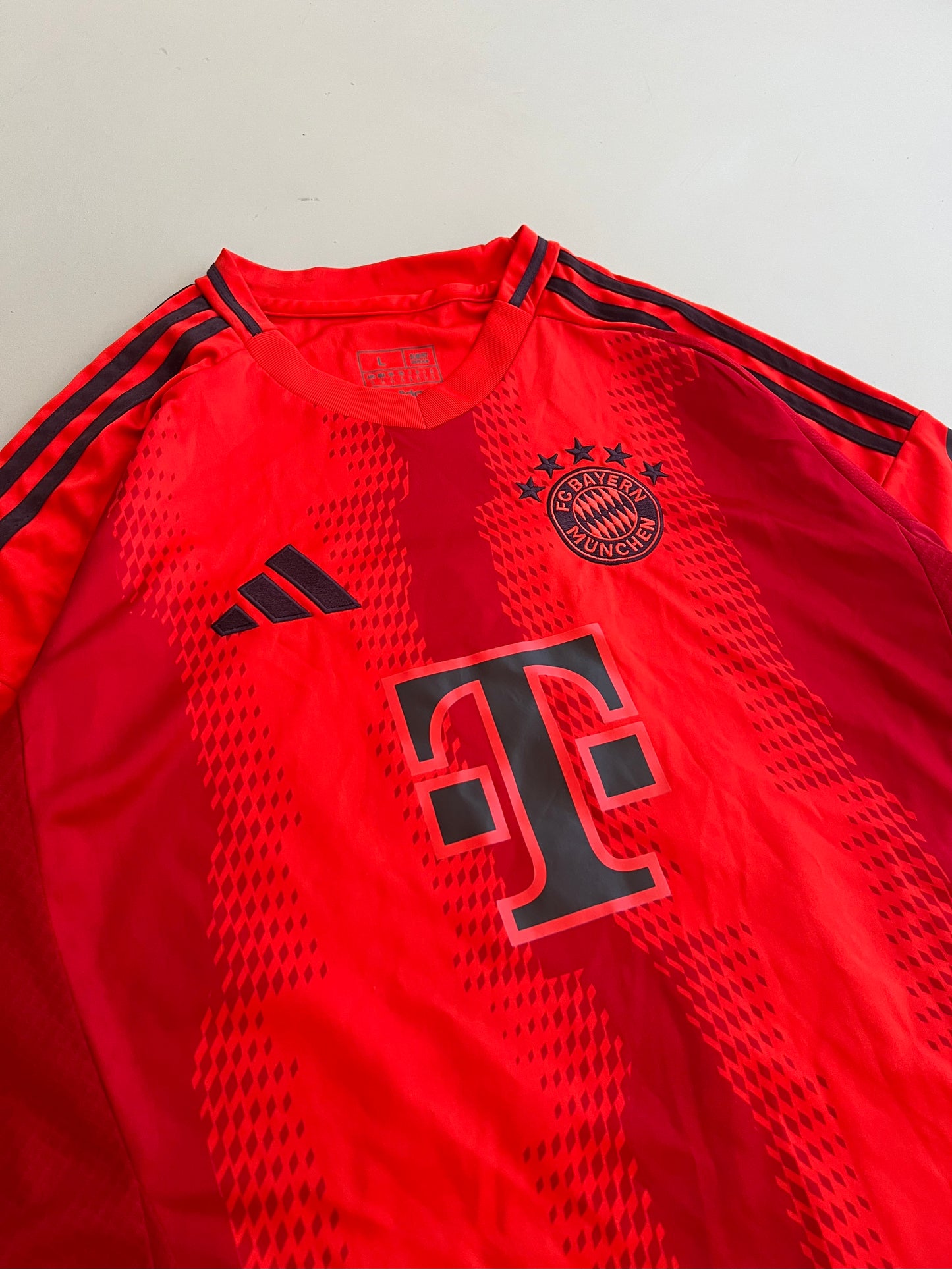 Large Adidas FC Bayern Munchen Thomas Muller Kit