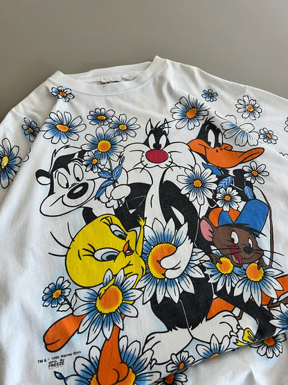 XL 1995 Looney Tunes AOP T-shirt